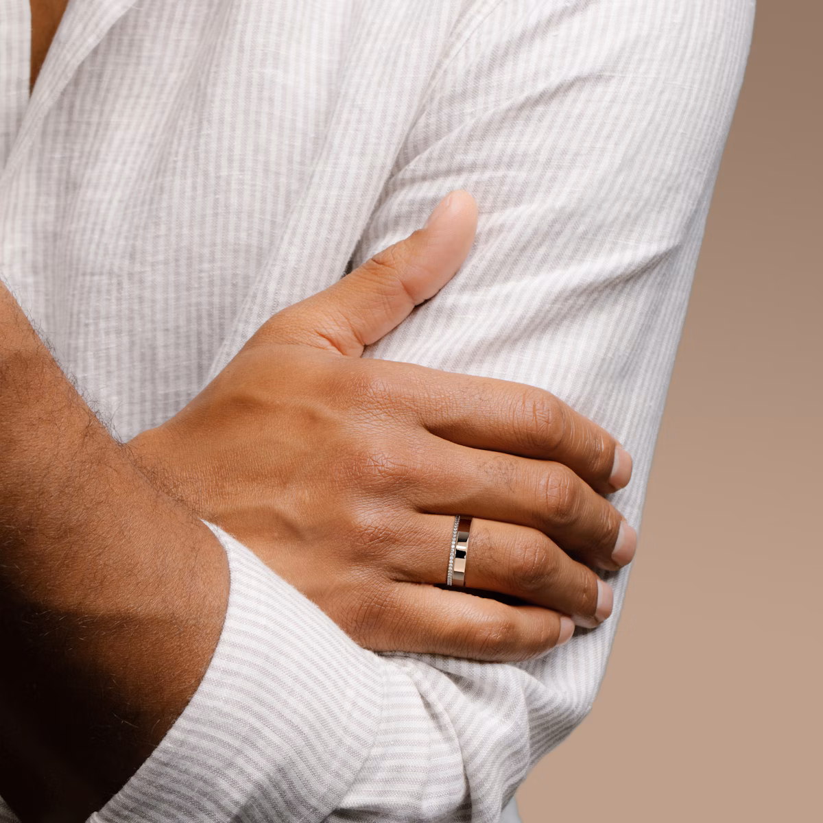 The Pavé Cigar Band | 14k | Rose Gold | bandAccent: Pavé | paveVersion: single