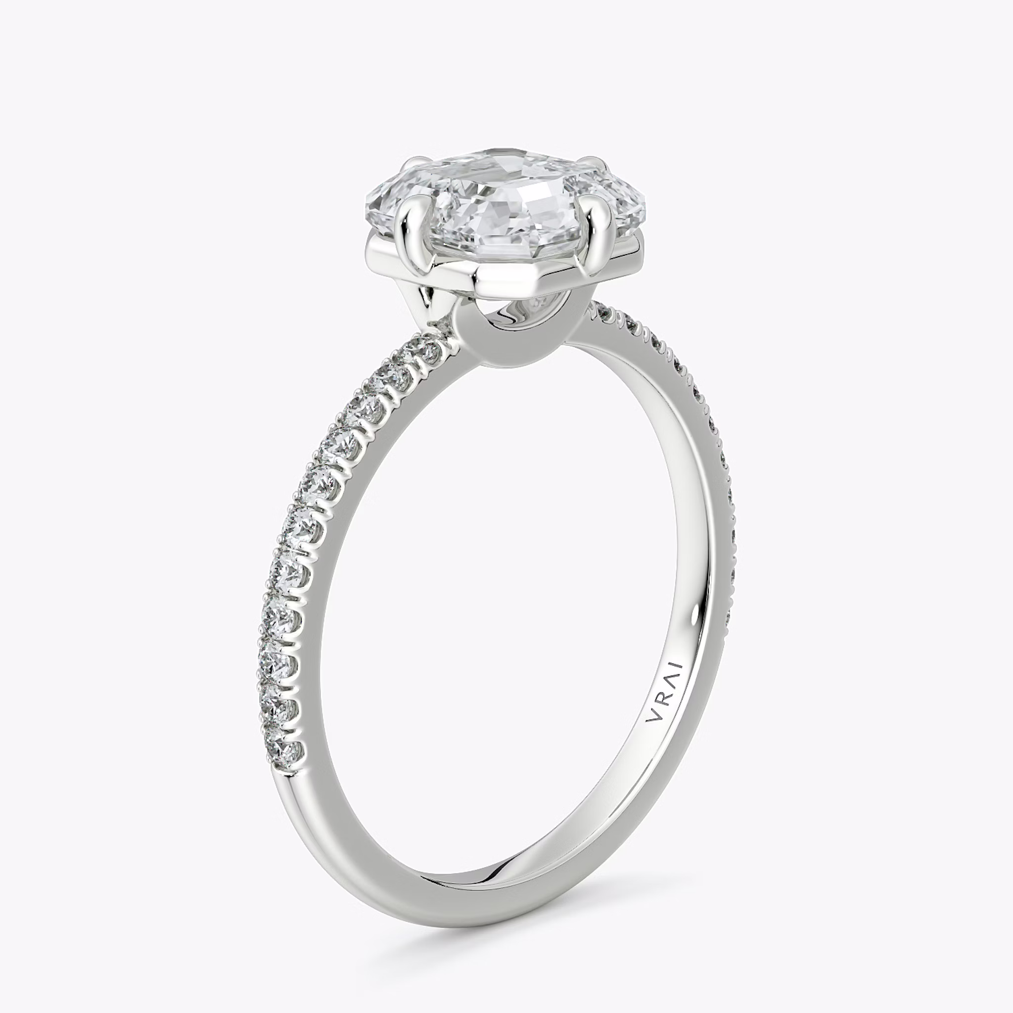 The Compass Solitaire | Asscher | 18k | White Gold | bandAccent: Pavé | diamondOrientation: vertical | caratWeight: other