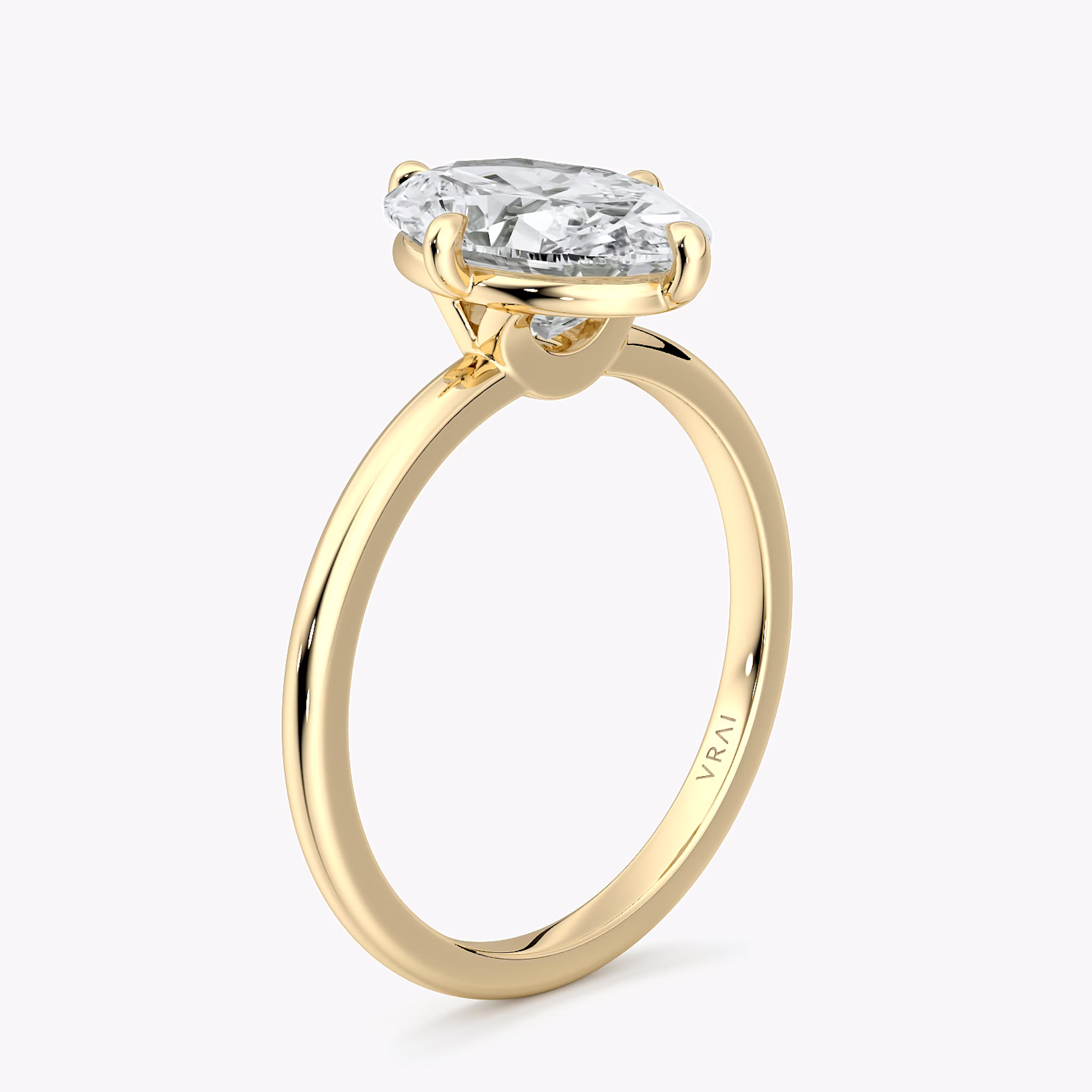 The Compass Solitaire | Oval | 18k | Yellow Gold | bandAccent: Plain | diamondOrientation: vertical | caratWeight: other