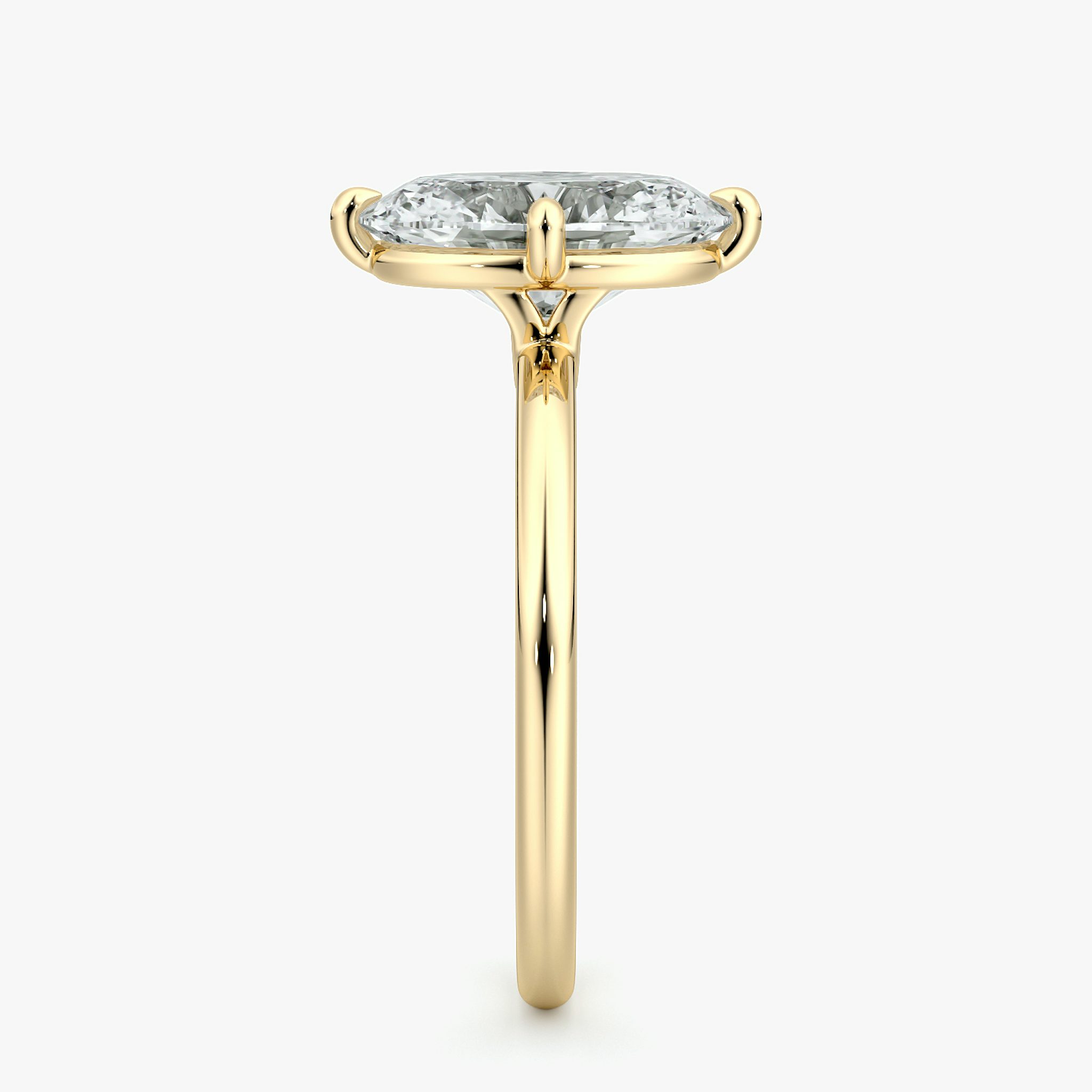 The Compass Solitaire | Oval | 18k | Yellow Gold | bandAccent: Plain | diamondOrientation: vertical | caratWeight: other