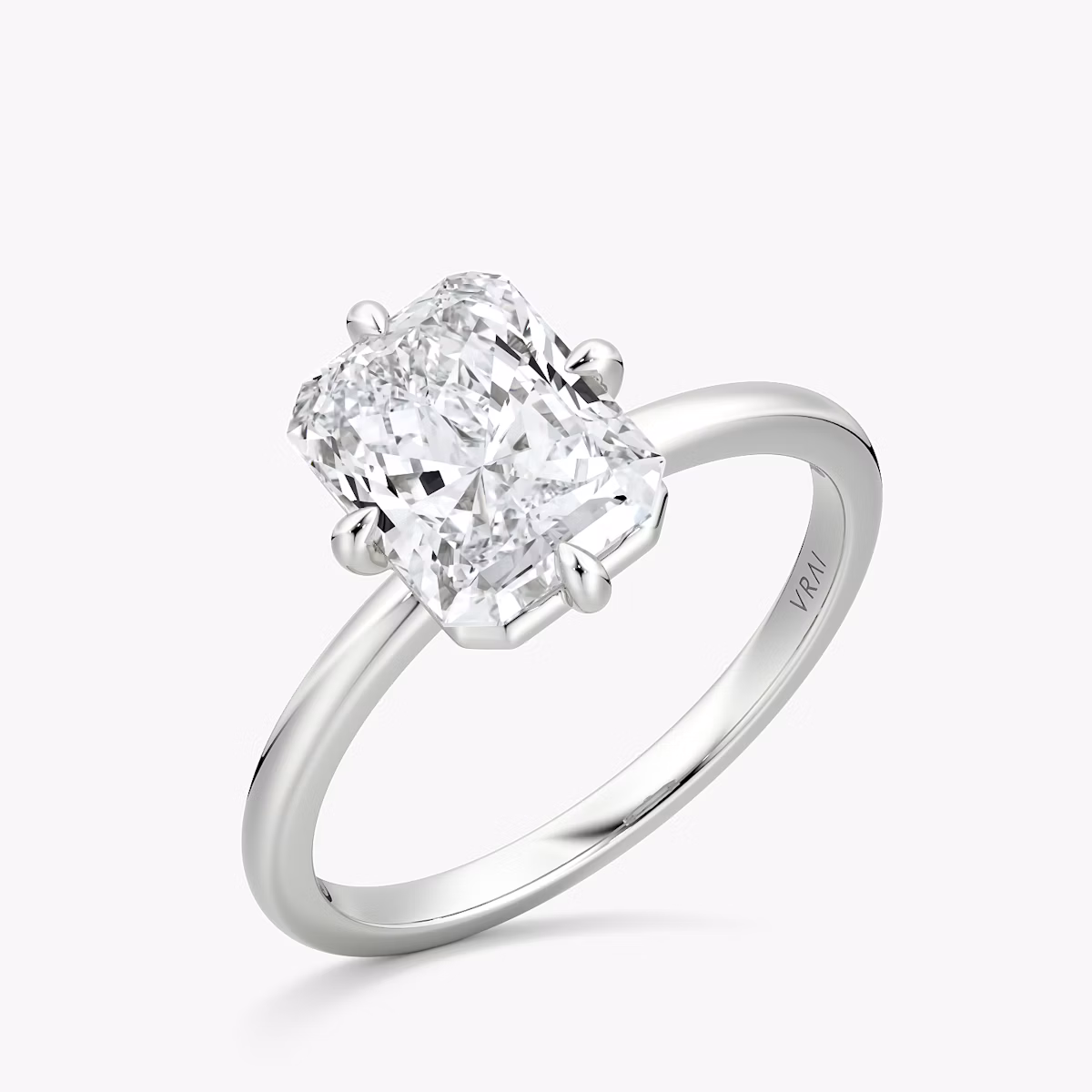 Compass | Radiant | 18k | Weißgold | bandAccent: Ohne Pavé-Besatz | diamondOrientation: vertical | caratWeight: other