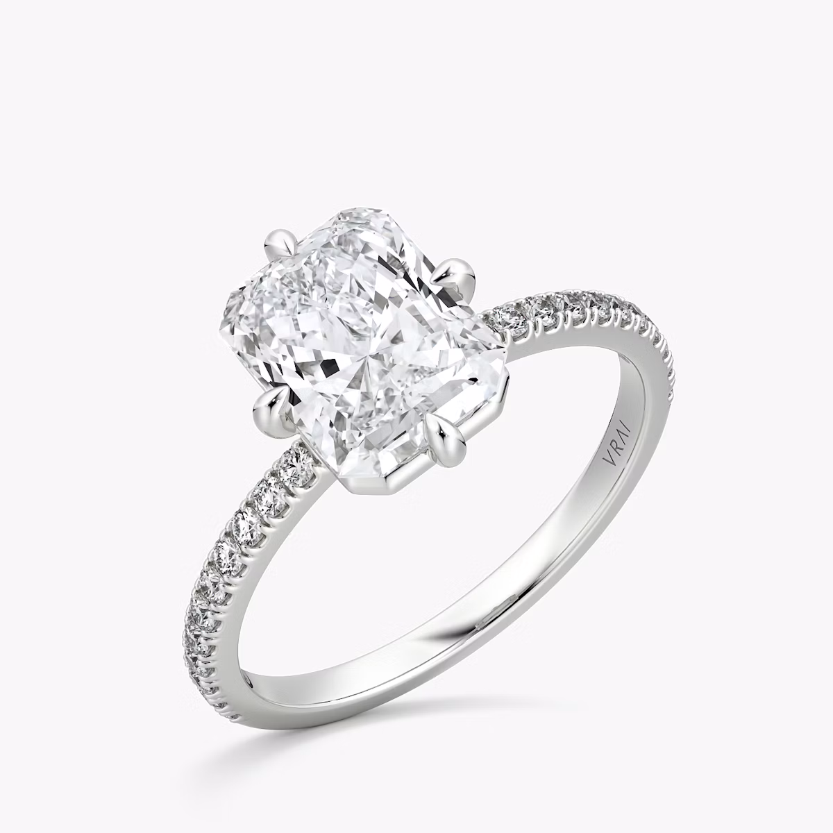 Compass | Radiant | Platin | bandAccent: Mit Pavé-Besatz | diamondOrientation: vertical | caratWeight: other
