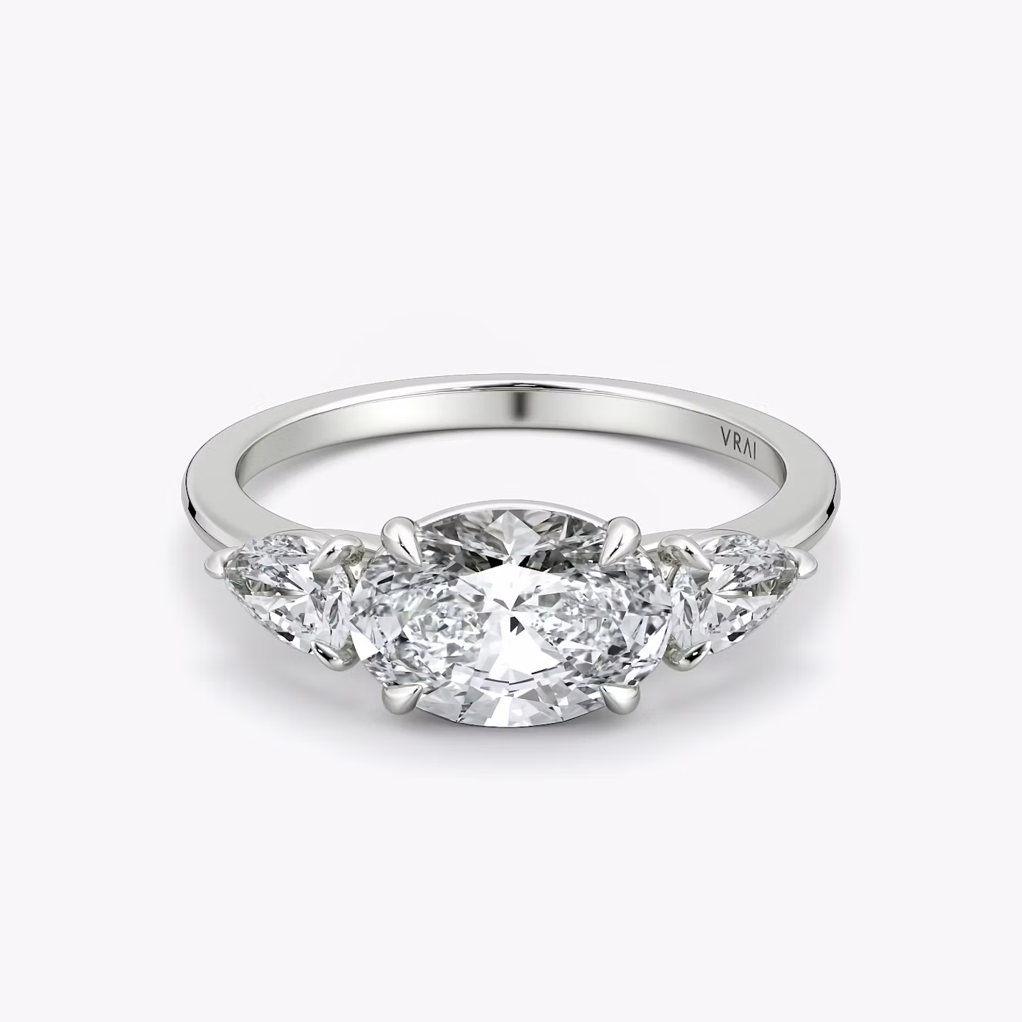 The Three Stone Oval | Platinum