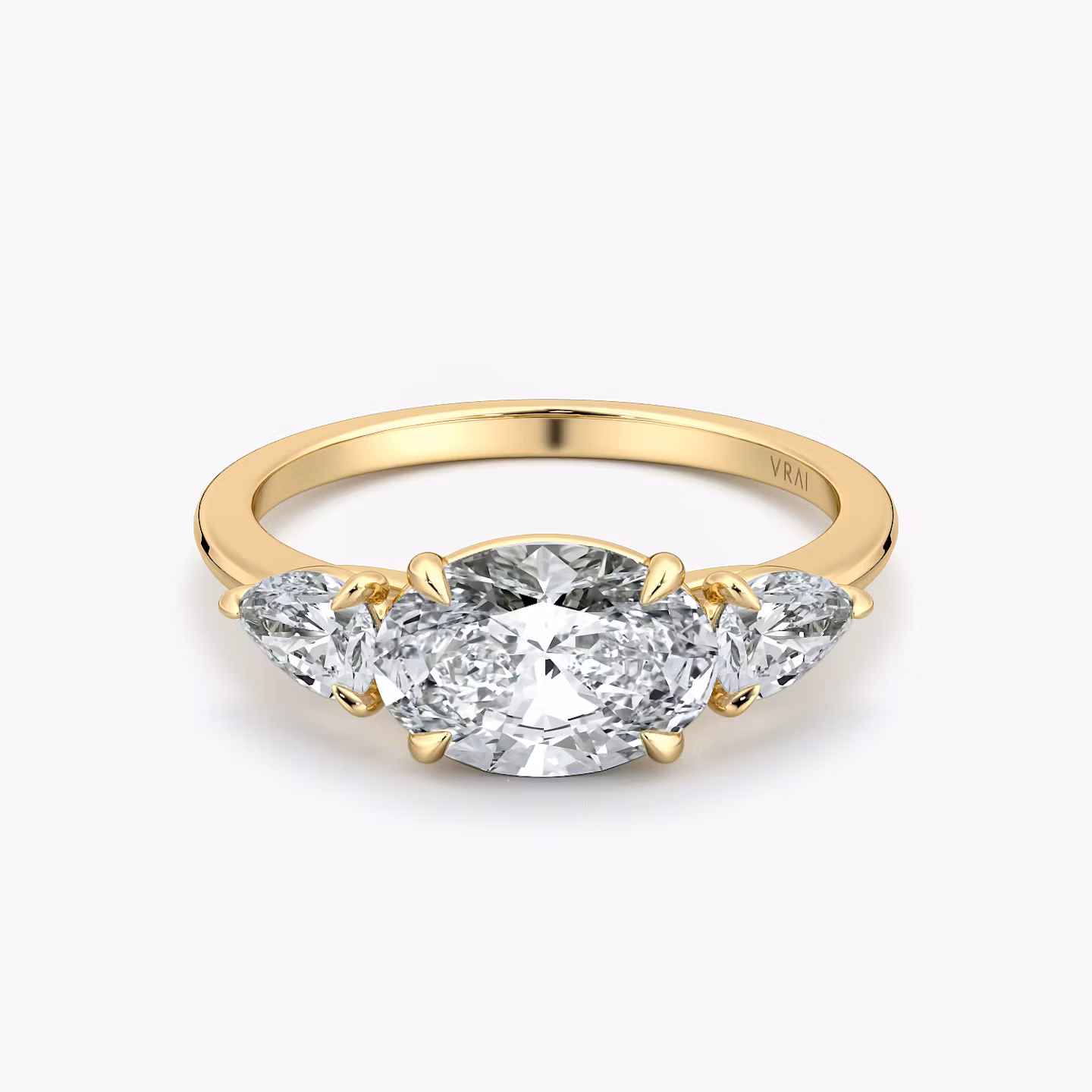 The Three Stone Oval | Yellow Gold