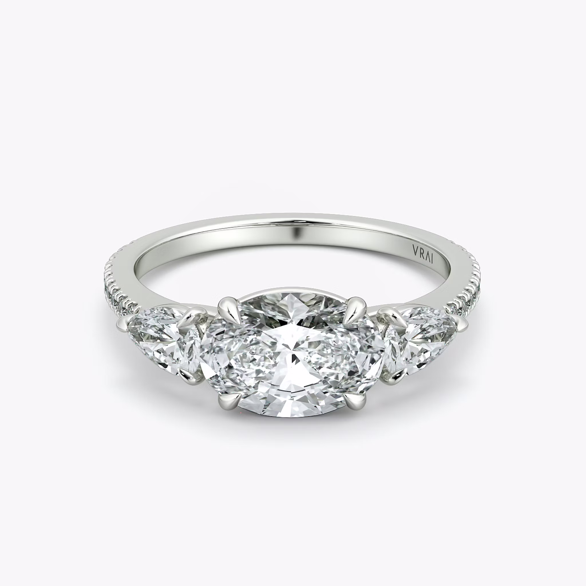 Three Stone Oval | Platinum