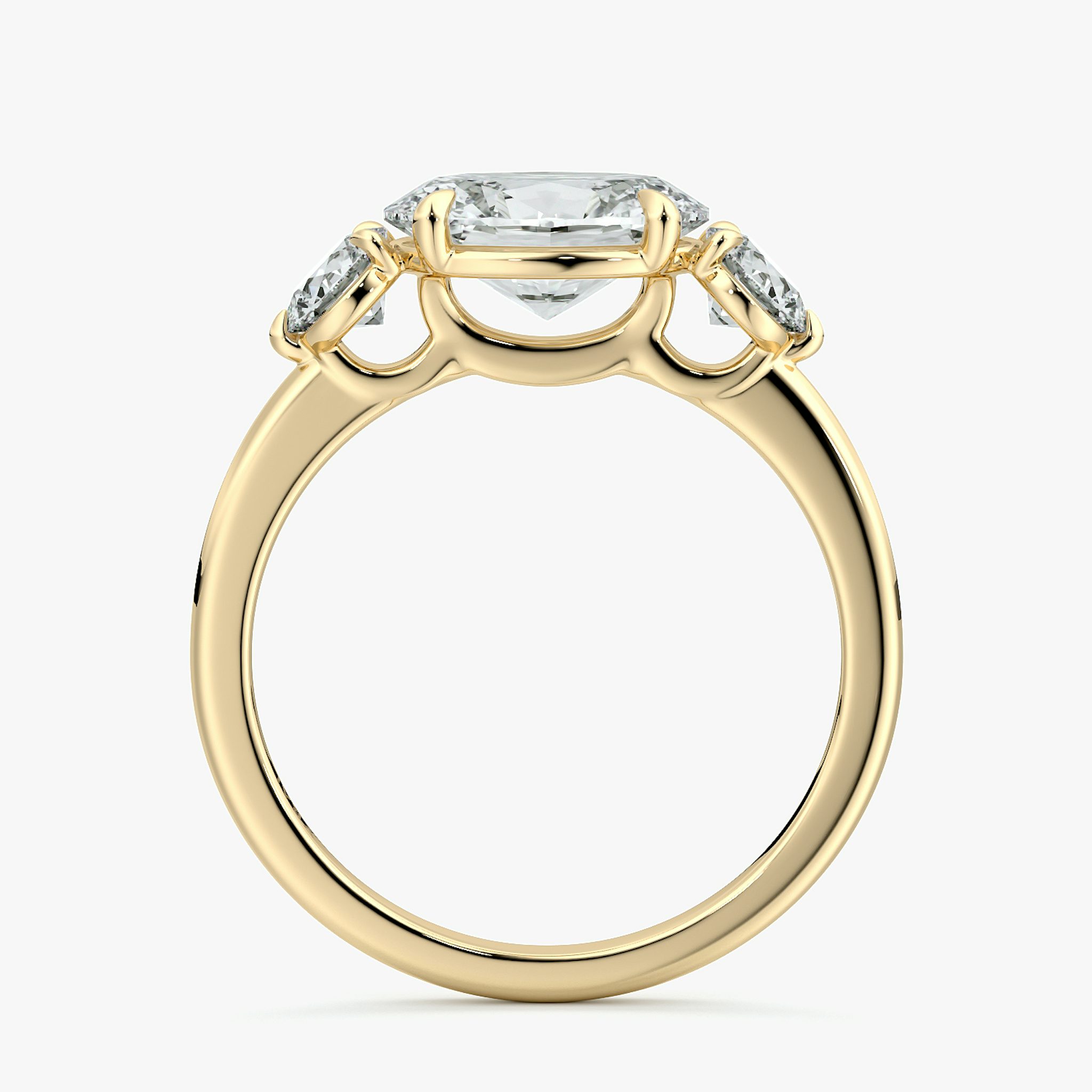 The Three Stone | Oval | 18k | Yellow Gold | bandAccent: Plain | diamondOrientation: horizontal | sideStoneCarat: 0.25ct | sideStoneShape: Round Brilliant | caratWeight: other