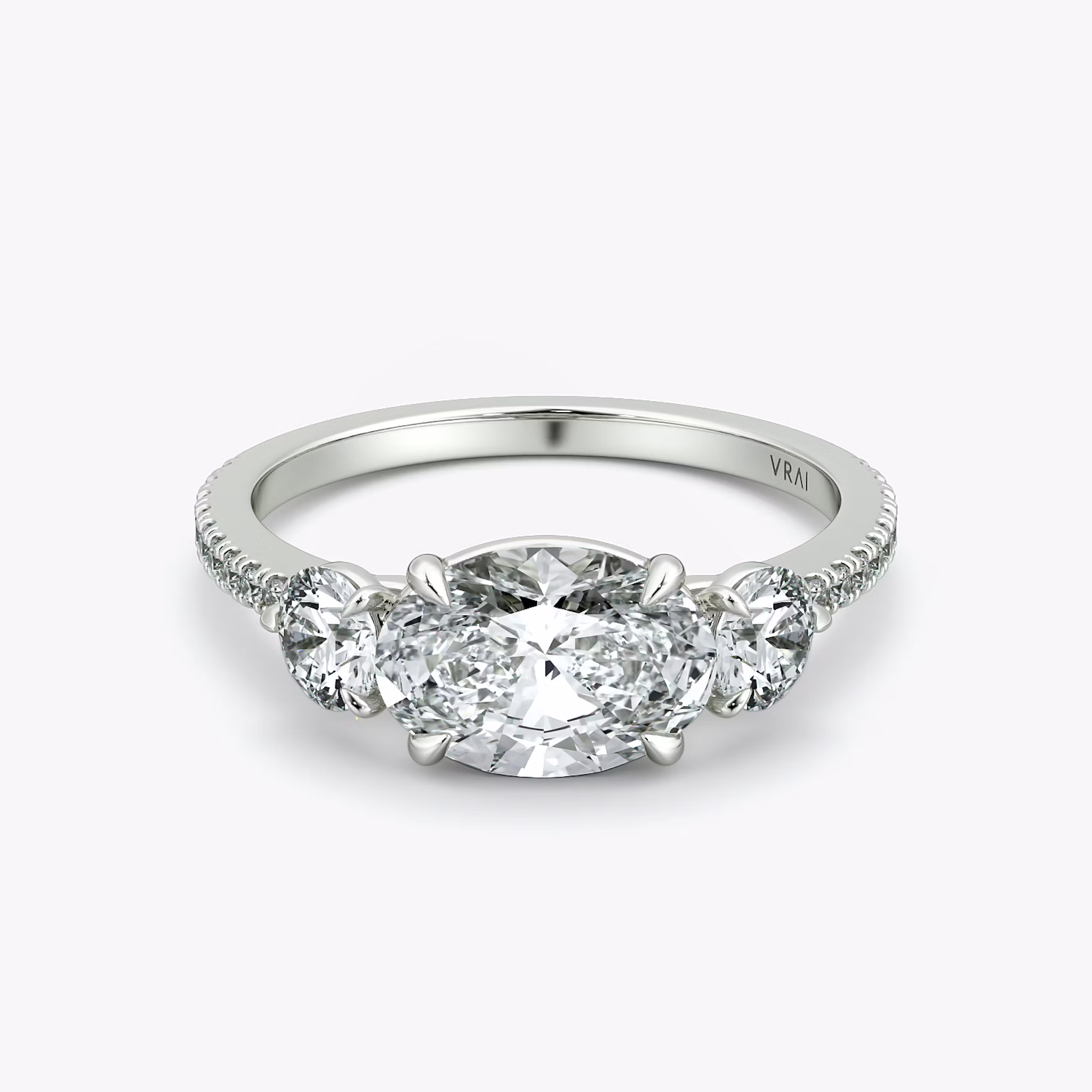 Three Stone Oval | Platinum