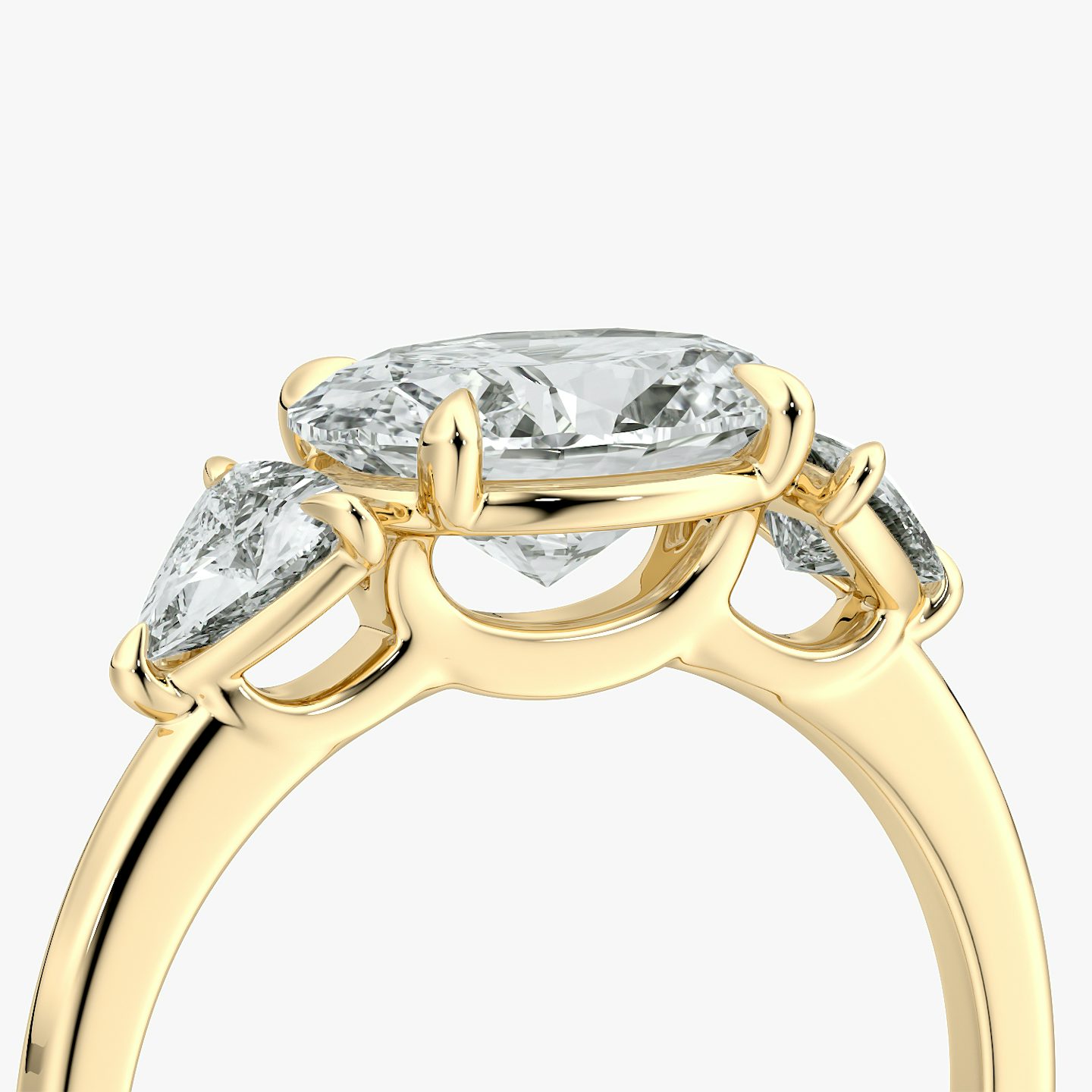 The Three Stone | Oval | 18k | Yellow Gold | bandAccent: Plain | diamondOrientation: horizontal | sideStoneCarat: 0.25ct | sideStoneShape: Trillion | caratWeight: other
