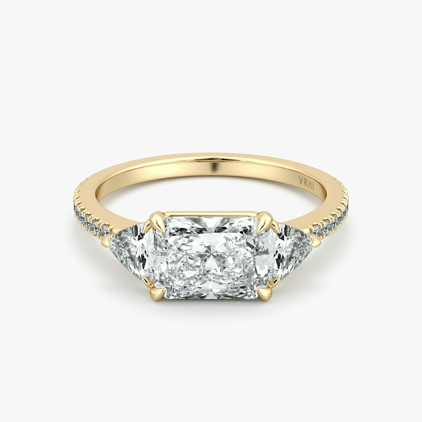 The Three Stone | Radiant | 18k | Yellow Gold | bandAccent: Pavé | diamondOrientation: horizontal | sideStoneCarat: 0.25ct | sideStoneShape: Trillion | caratWeight: other