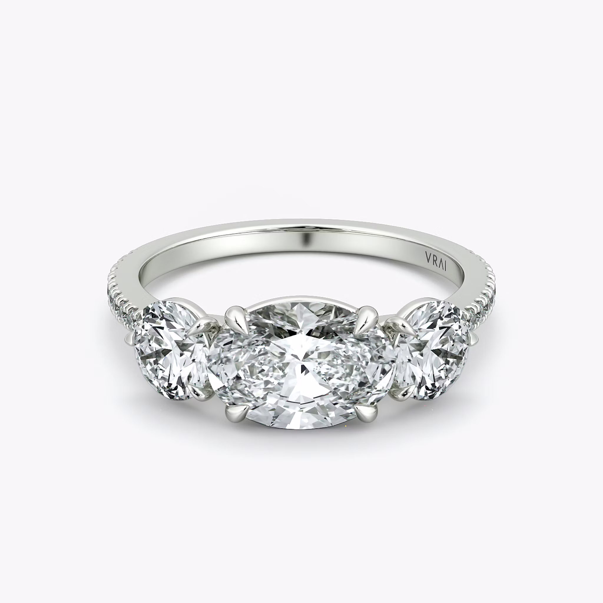 Three Stone Oval | Platinum