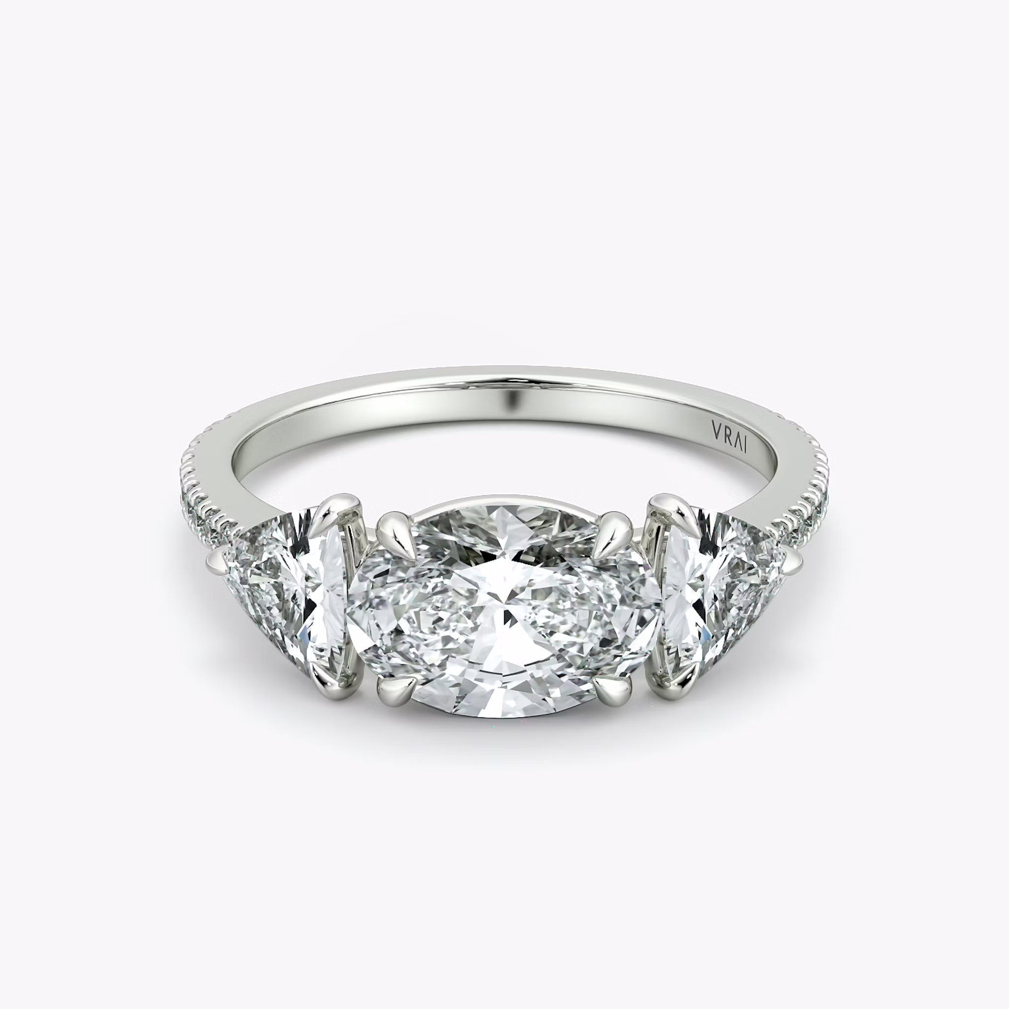 Three Stone Oval | Platinum