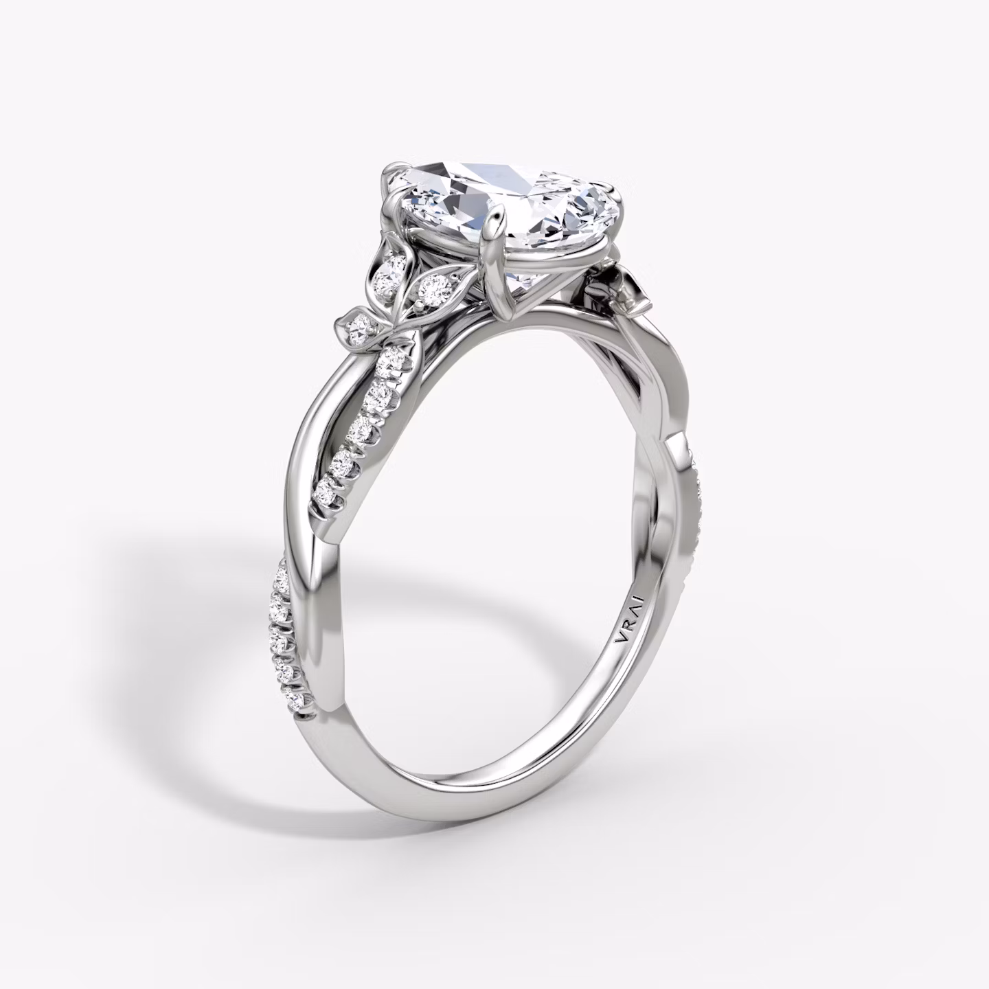 The Twisted Floral | Pear | 18k | White Gold | bandAccent: Pavé | diamondOrientation: vertical | caratWeight: other