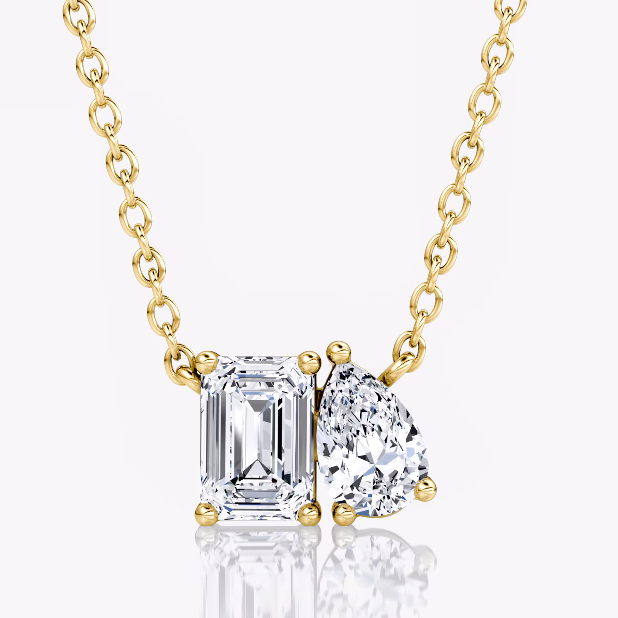 Toi et Moi Necklace Emerald and Pear | Yellow Gold