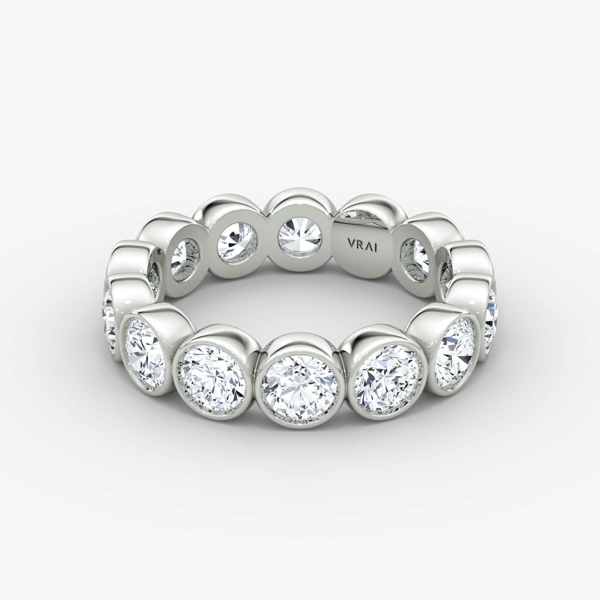 The Bezel Eternity Band | Round Brilliant | 18k | White Gold | diamondSize: large