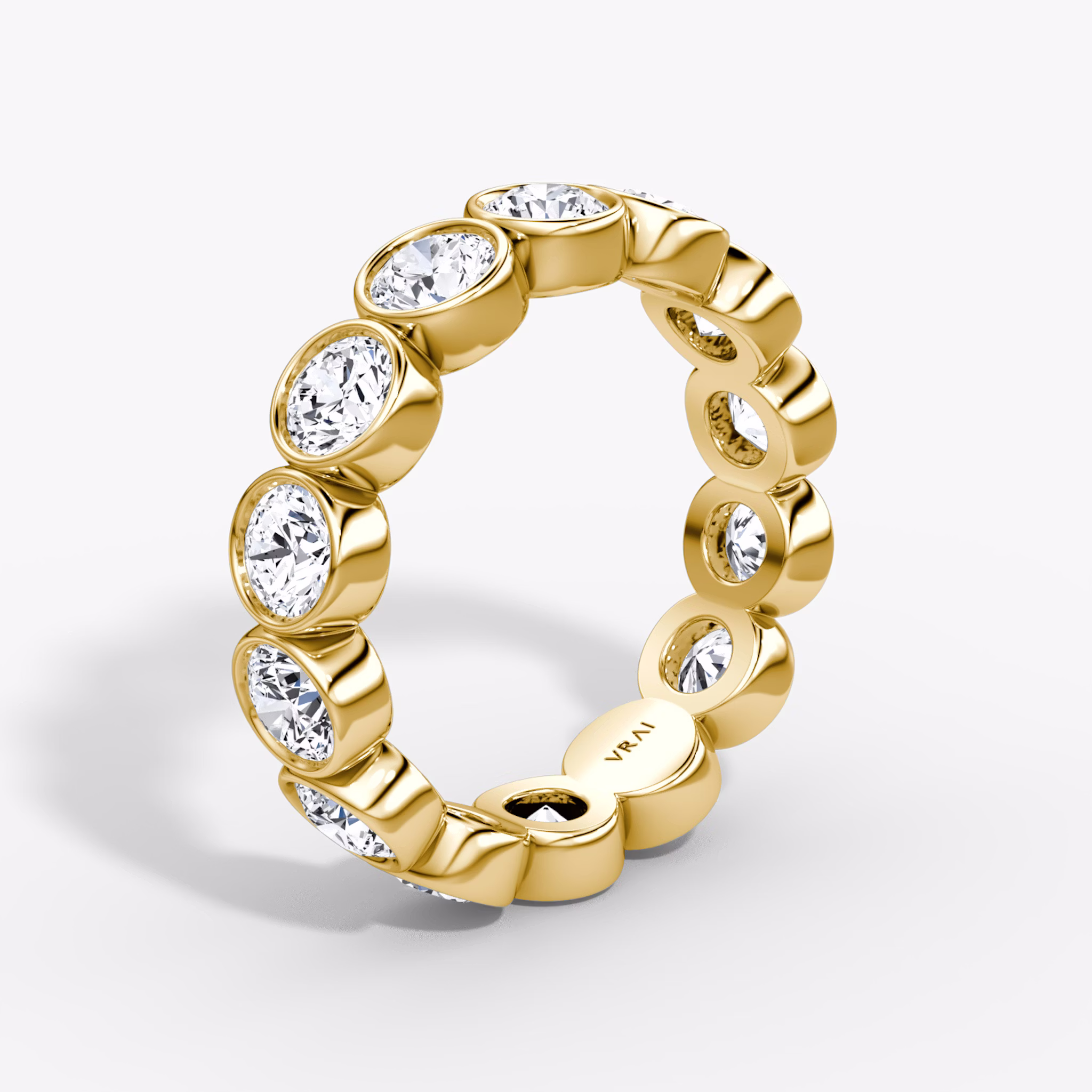 The Bezel Eternity Band | Round Brilliant | 18k | Yellow Gold | diamondSize: large