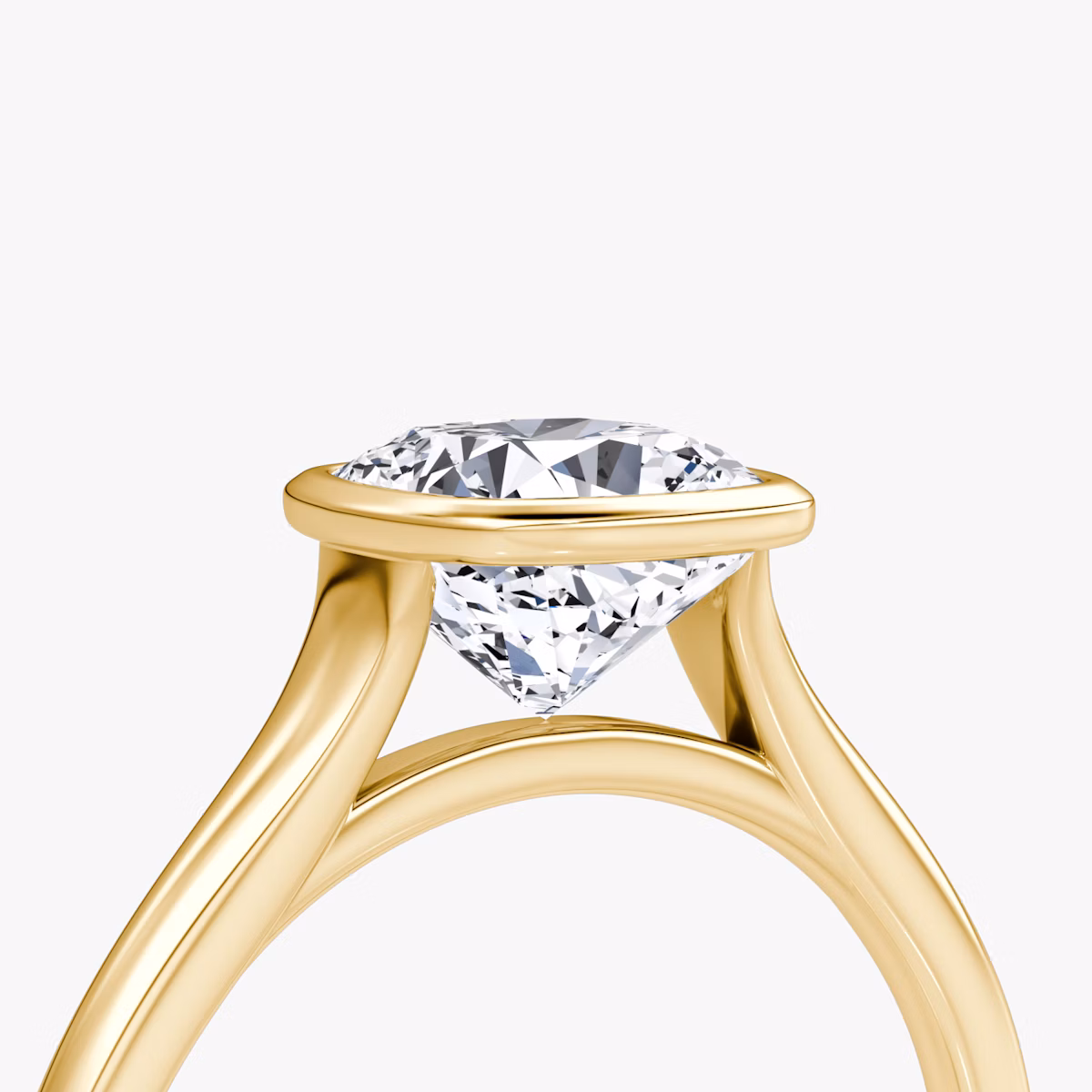 The Flat Edge Bezel | Cushion | 18k | Yellow Gold | bandAccent: Plain | diamondOrientation: horizontal | caratWeight: other