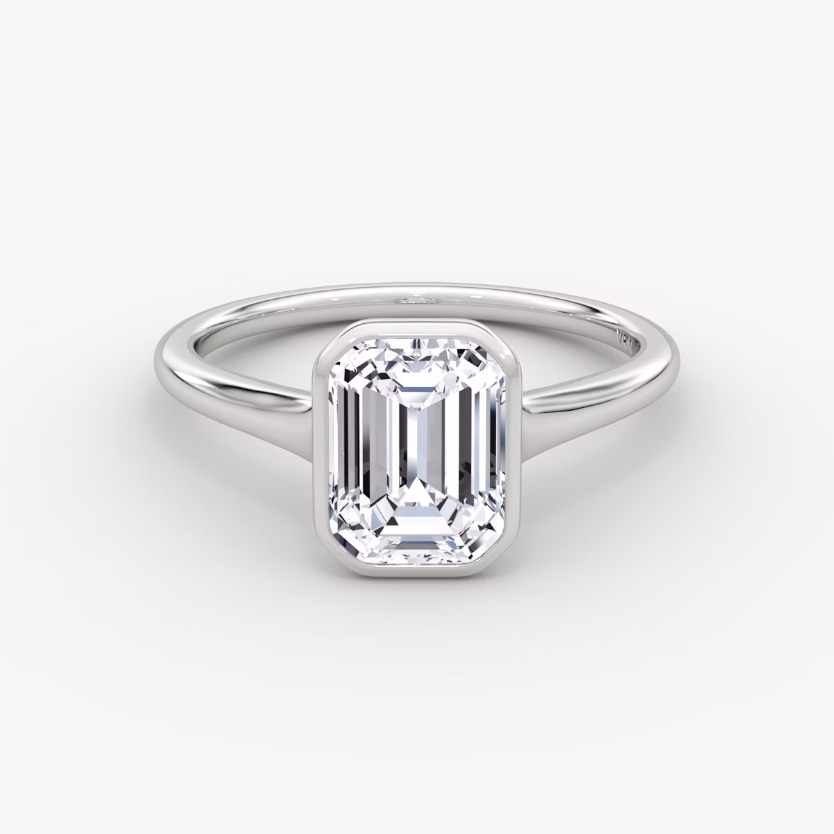 The Flat Edge Bezel | Emerald | 18k | White Gold | bandAccent: Plain | diamondOrientation: vertical | caratWeight: other