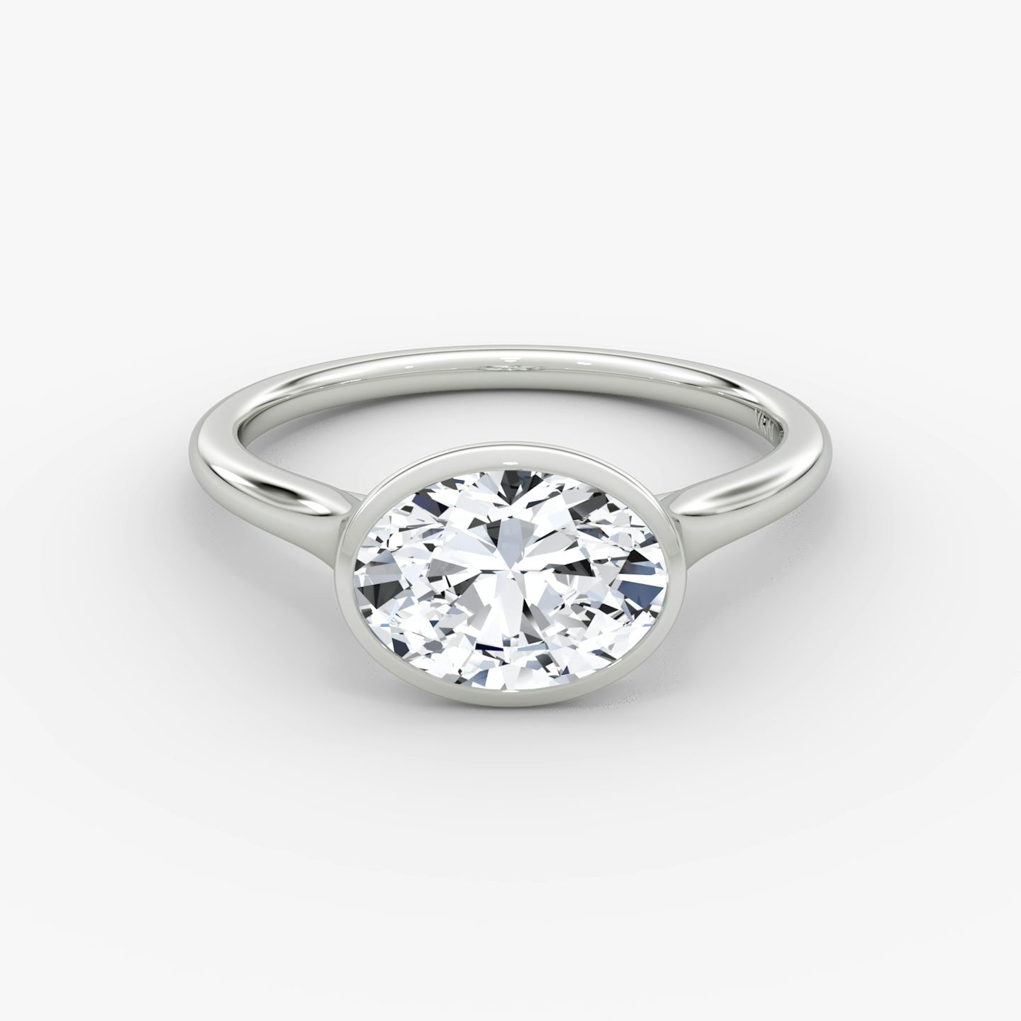 The Flat Edge Bezel | Oval | 18k | White Gold | bandAccent: Plain | diamondOrientation: horizontal | caratWeight: other