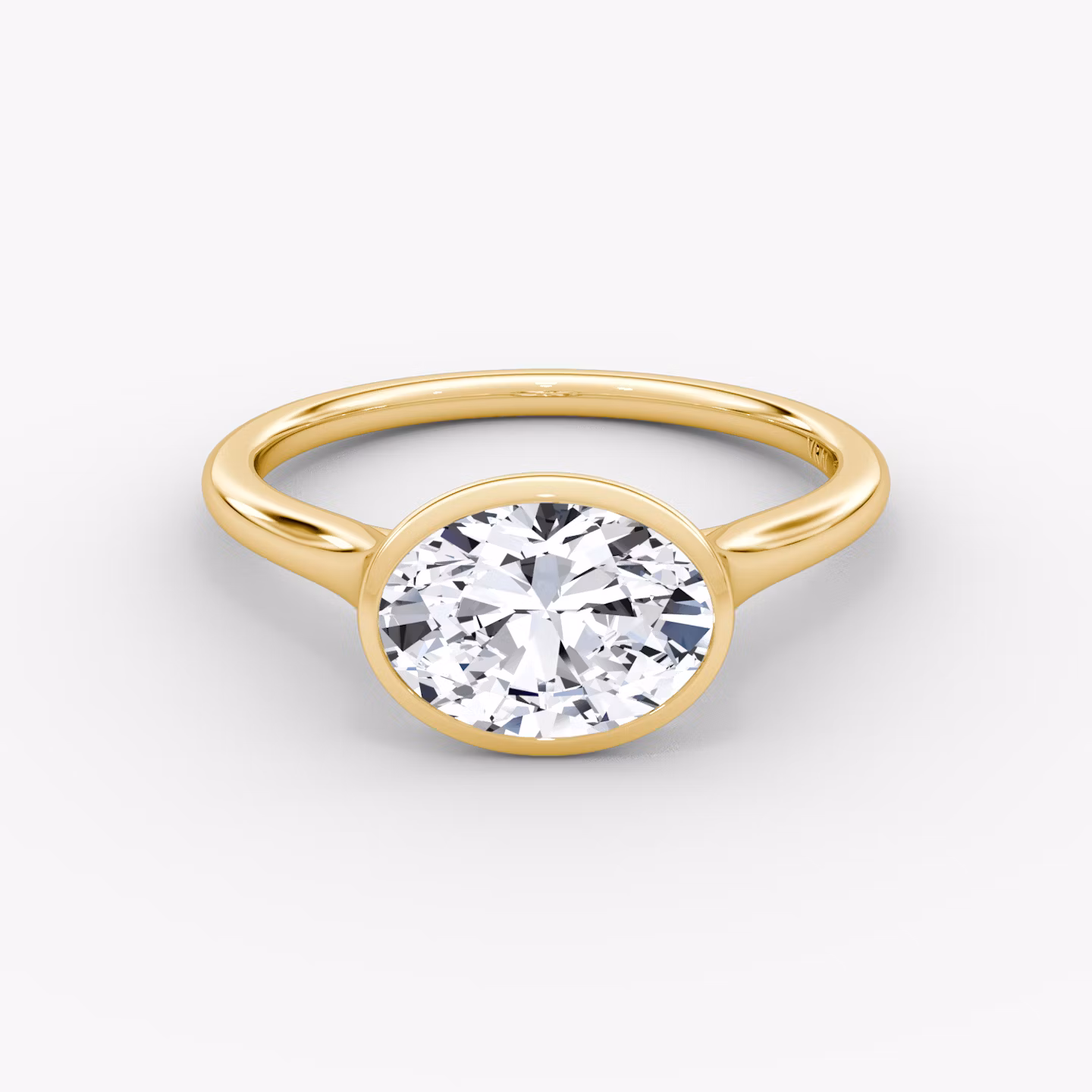 The Flat Edge Bezel | Oval | 18k | Yellow Gold | bandAccent: Plain | diamondOrientation: horizontal | caratWeight: other