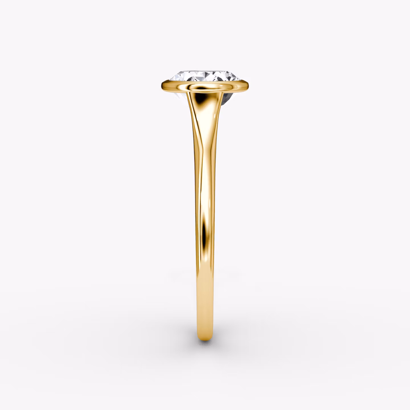 The Flat Edge Bezel | Oval | 18k | Yellow Gold | bandAccent: Plain | diamondOrientation: horizontal | caratWeight: other