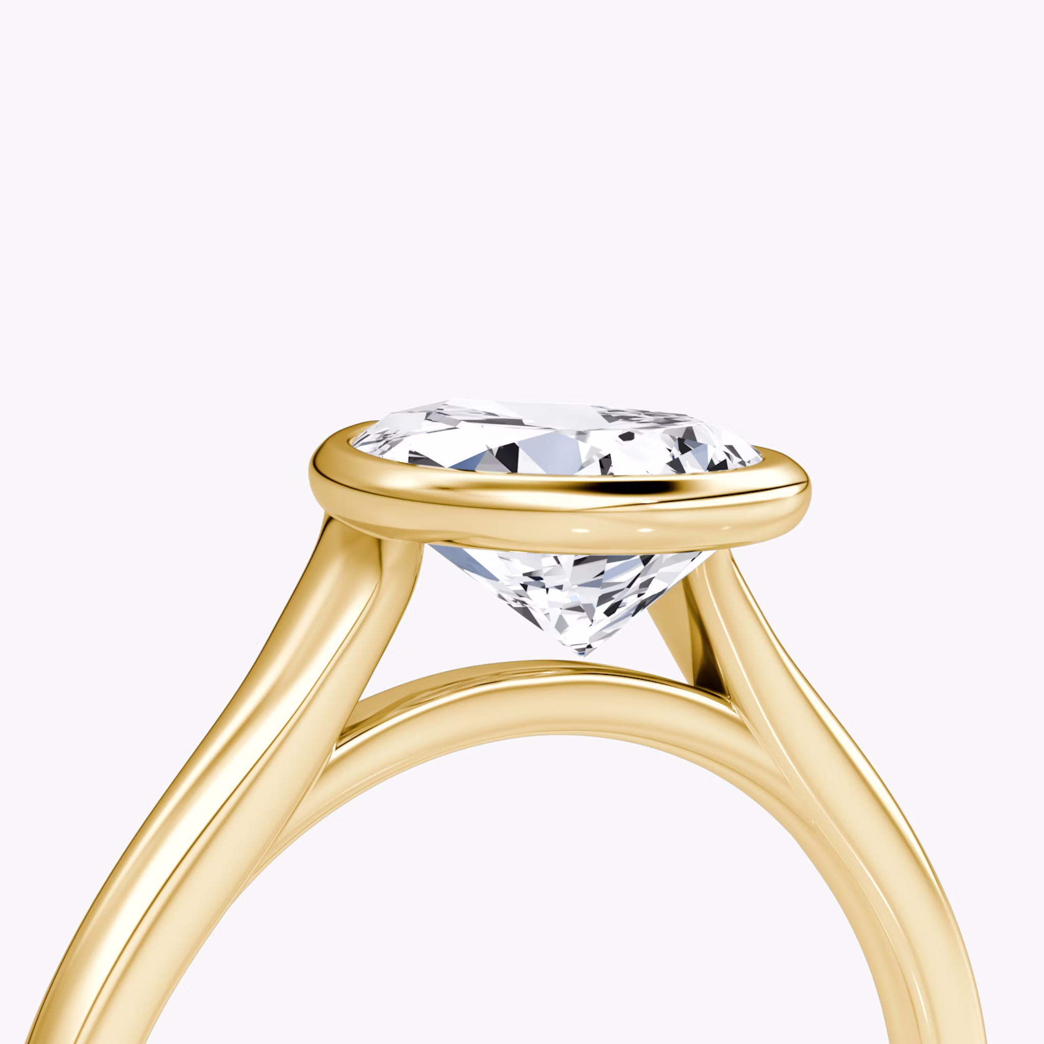 The Flat Edge Bezel | Pear | 18k | Yellow Gold | bandAccent: Plain | diamondOrientation: vertical | caratWeight: other