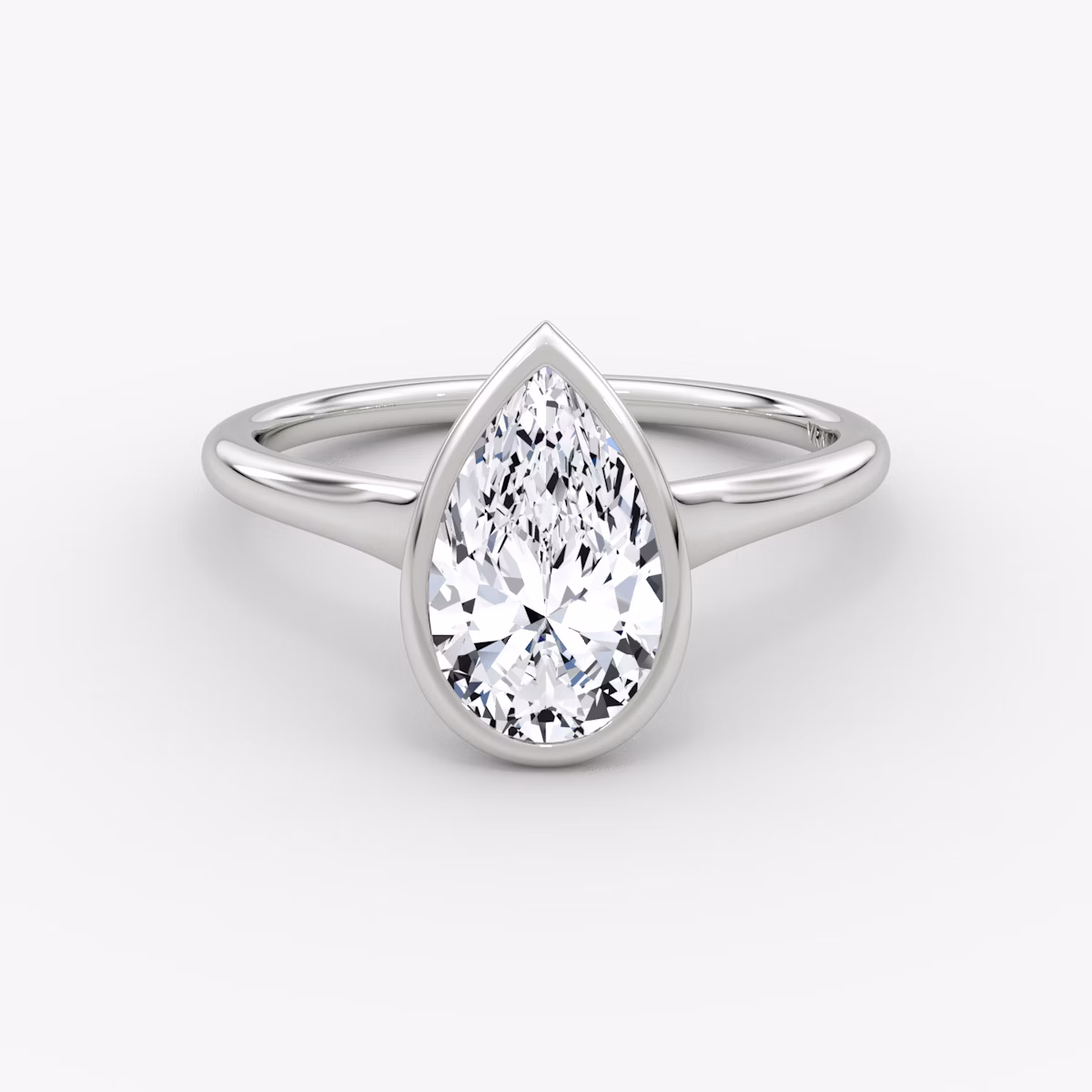 The Flat Edge Bezel | Pear | 18k | White Gold | bandAccent: Plain | diamondOrientation: vertical | caratWeight: other