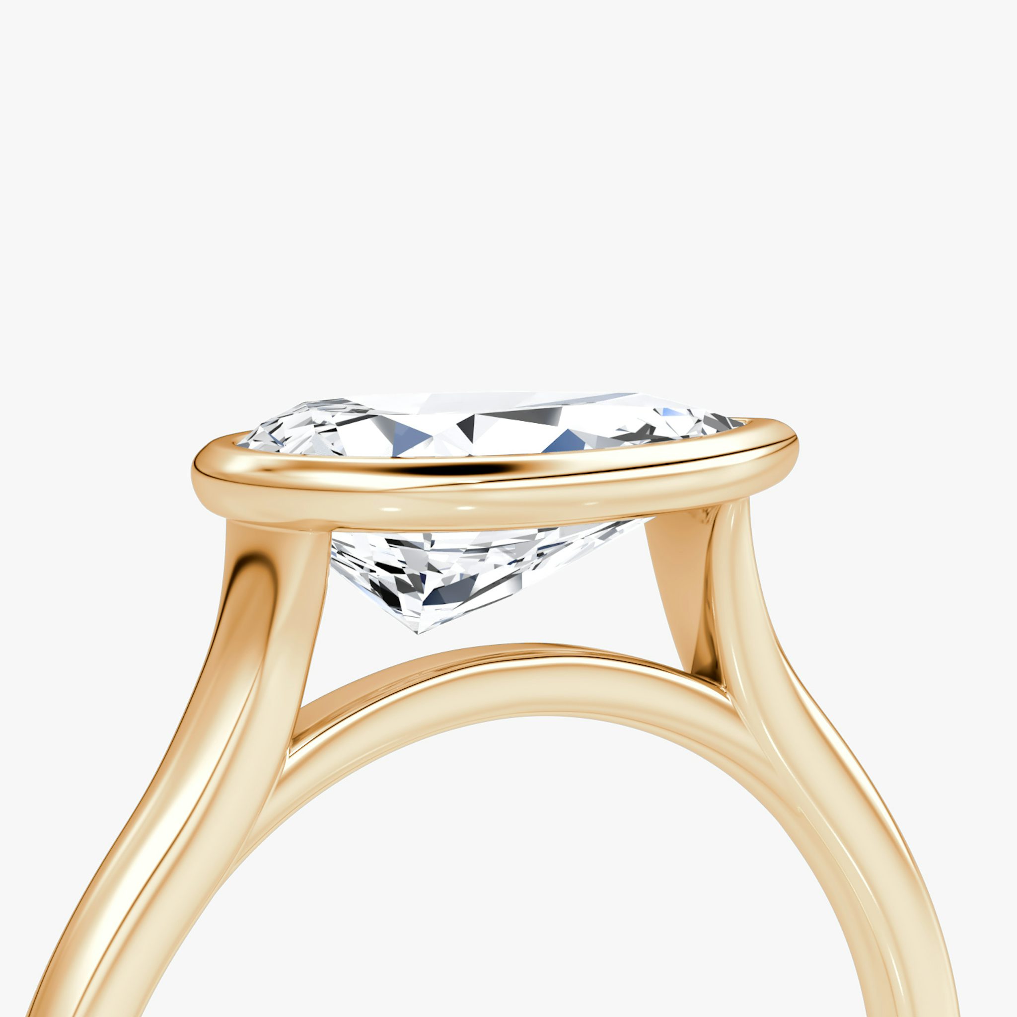 The Flat Edge Bezel | Pear | 14k | Rose Gold | bandAccent: Plain | diamondOrientation: horizontal | caratWeight: other