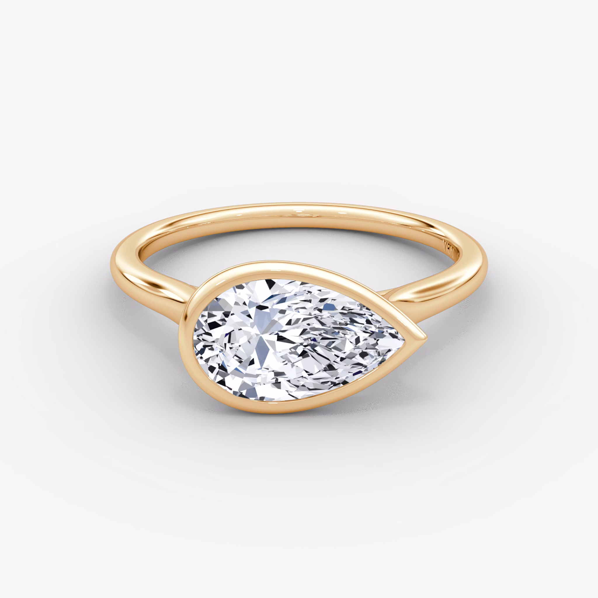 The Flat Edge Bezel Pear | Rose Gold