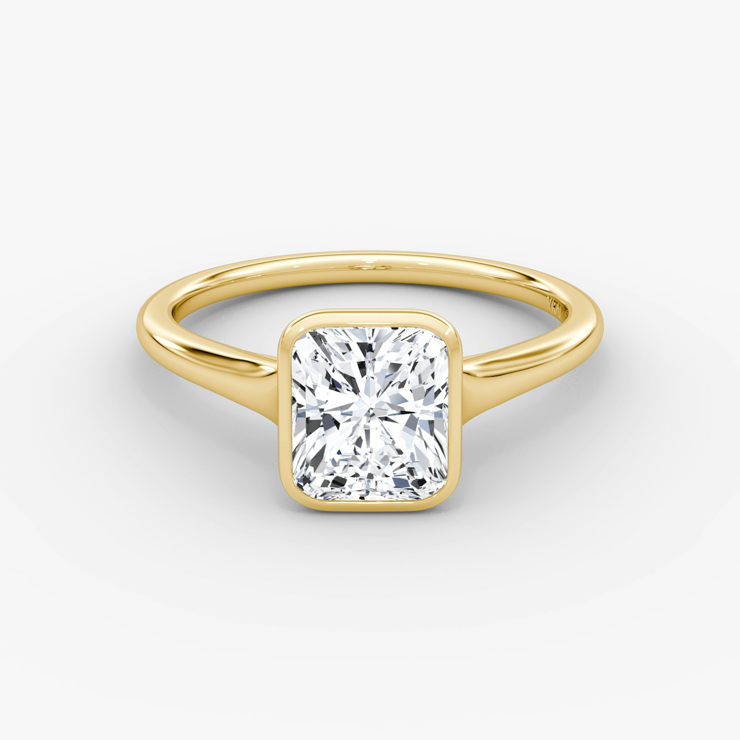 The Flat Edge Bezel | Radiant | 18k | Yellow Gold | bandAccent: Plain | diamondOrientation: vertical | caratWeight: other