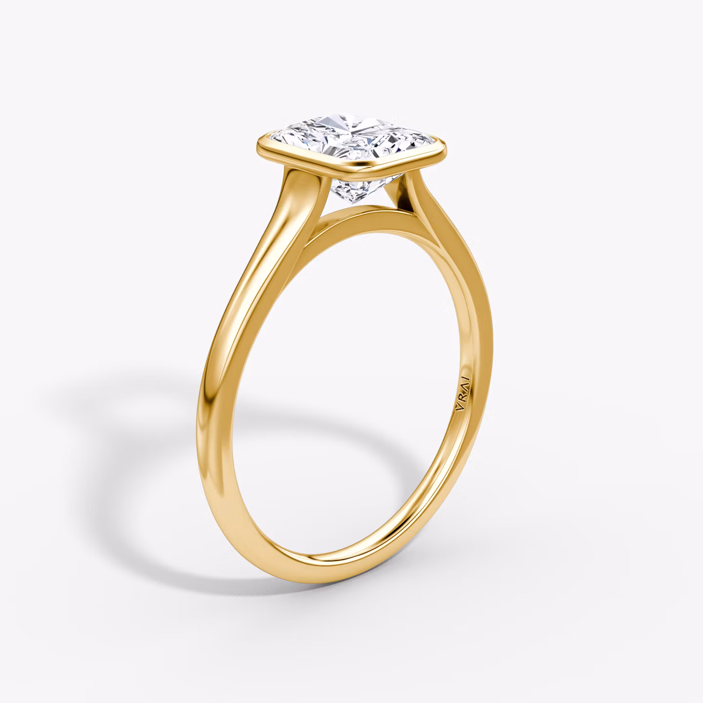 The Flat Edge Bezel | Radiant | 18k | Yellow Gold | bandAccent: Plain | diamondOrientation: vertical | caratWeight: other