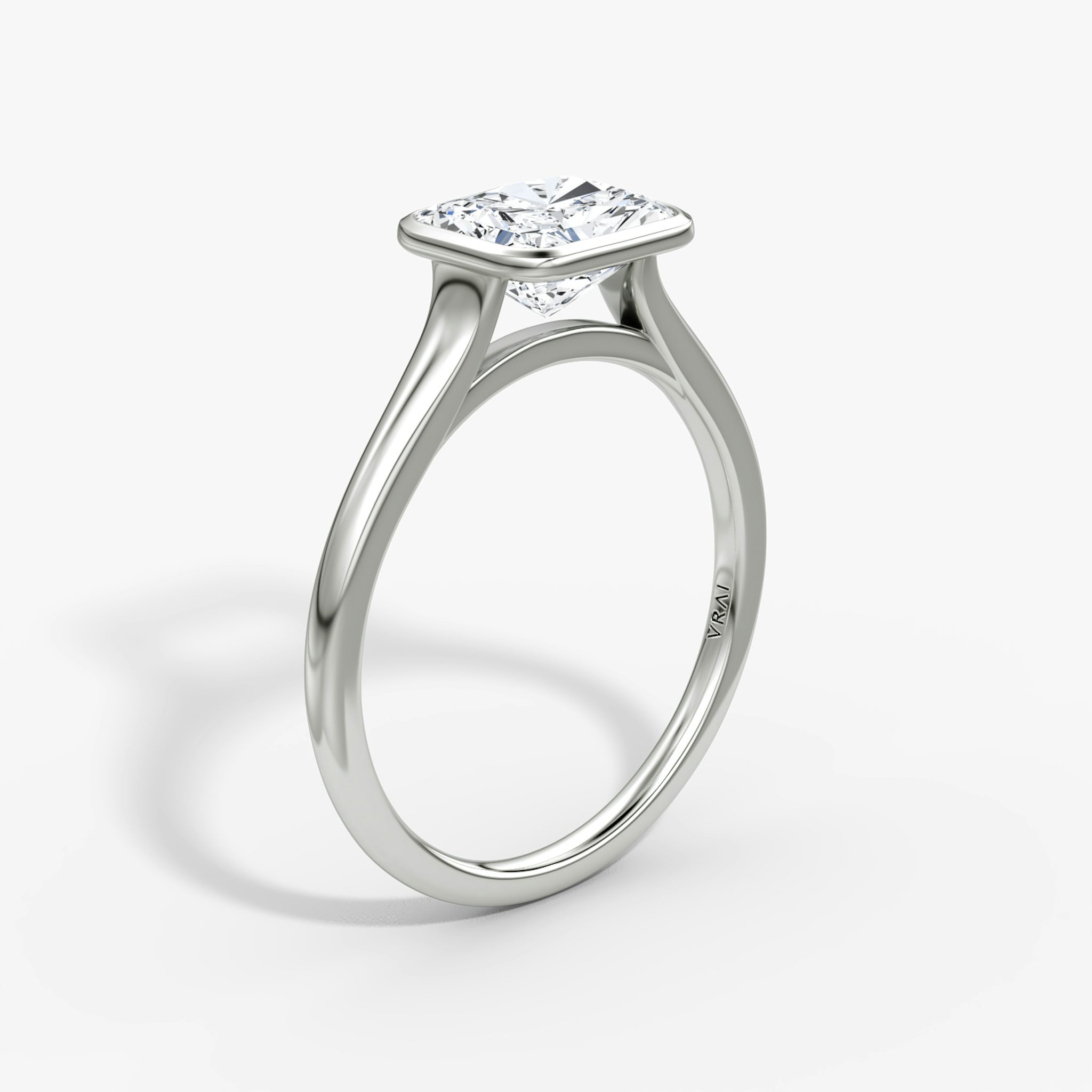 The Flat Edge Bezel | Radiant | 18k | White Gold | bandAccent: Plain | diamondOrientation: horizontal | caratWeight: other