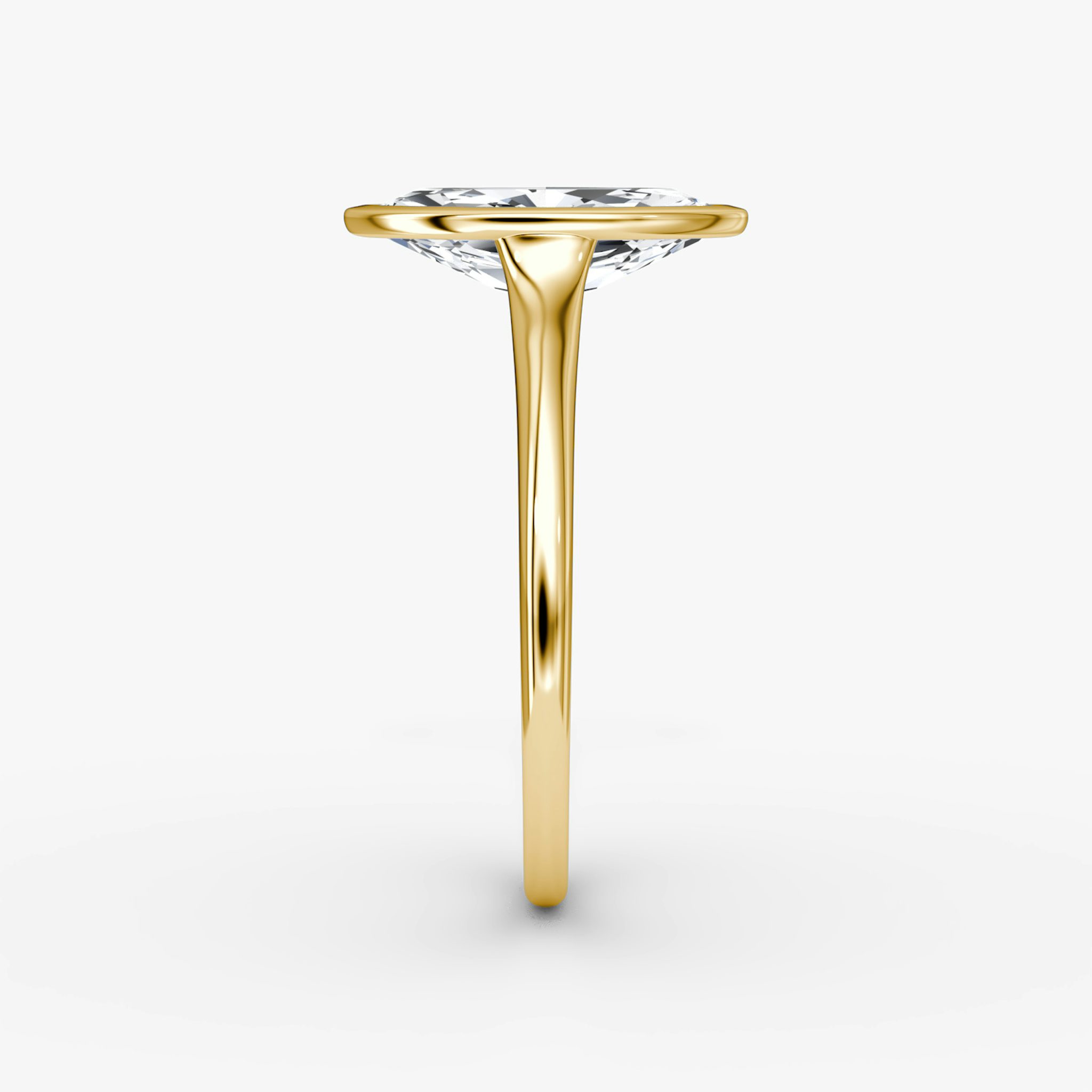 The Flat Edge Bezel | Marquise | 18k | Yellow Gold | bandAccent: Plain | diamondOrientation: vertical | caratWeight: other