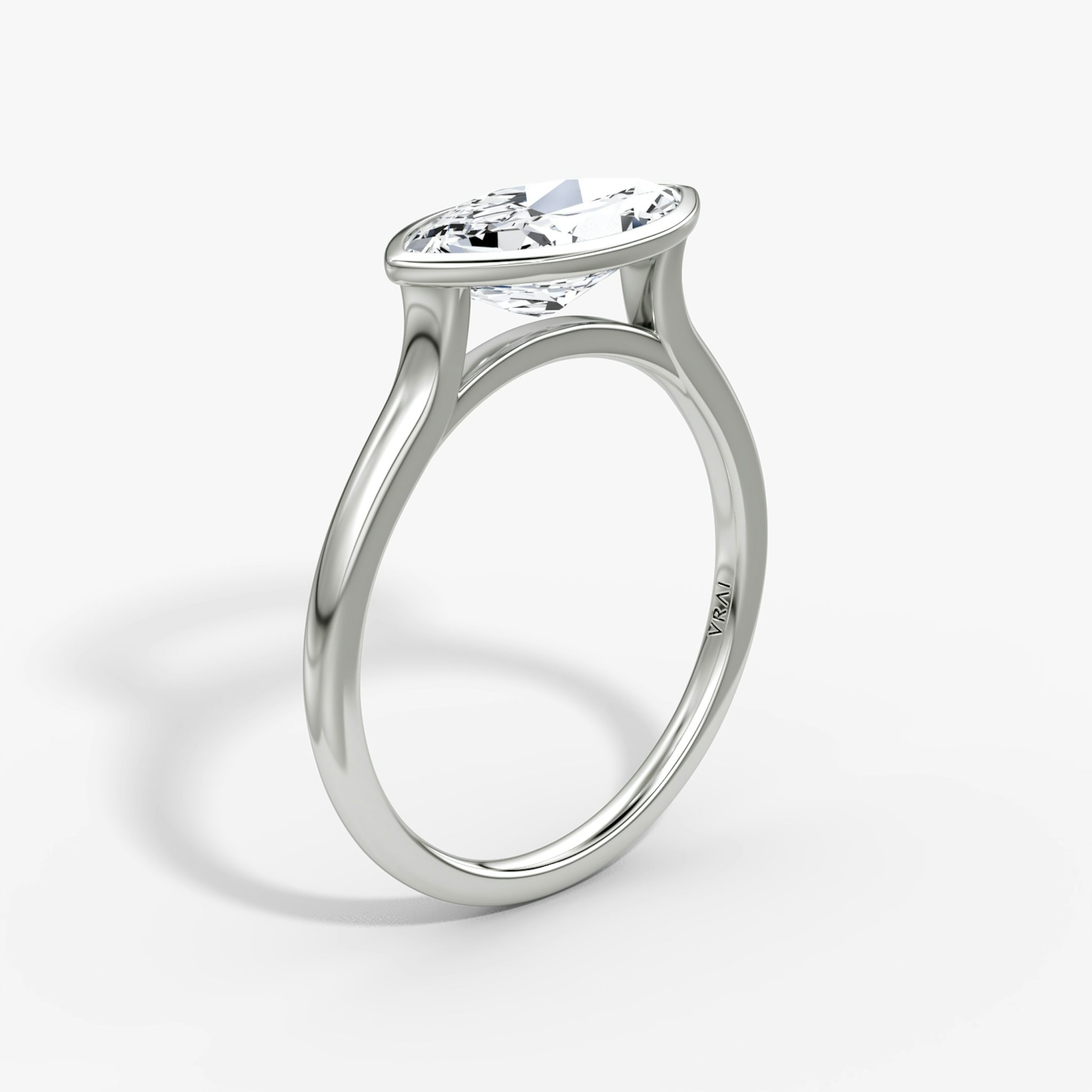 The Flat Edge Bezel | Marquise | Platinum | bandAccent: Plain | diamondOrientation: horizontal | caratWeight: other