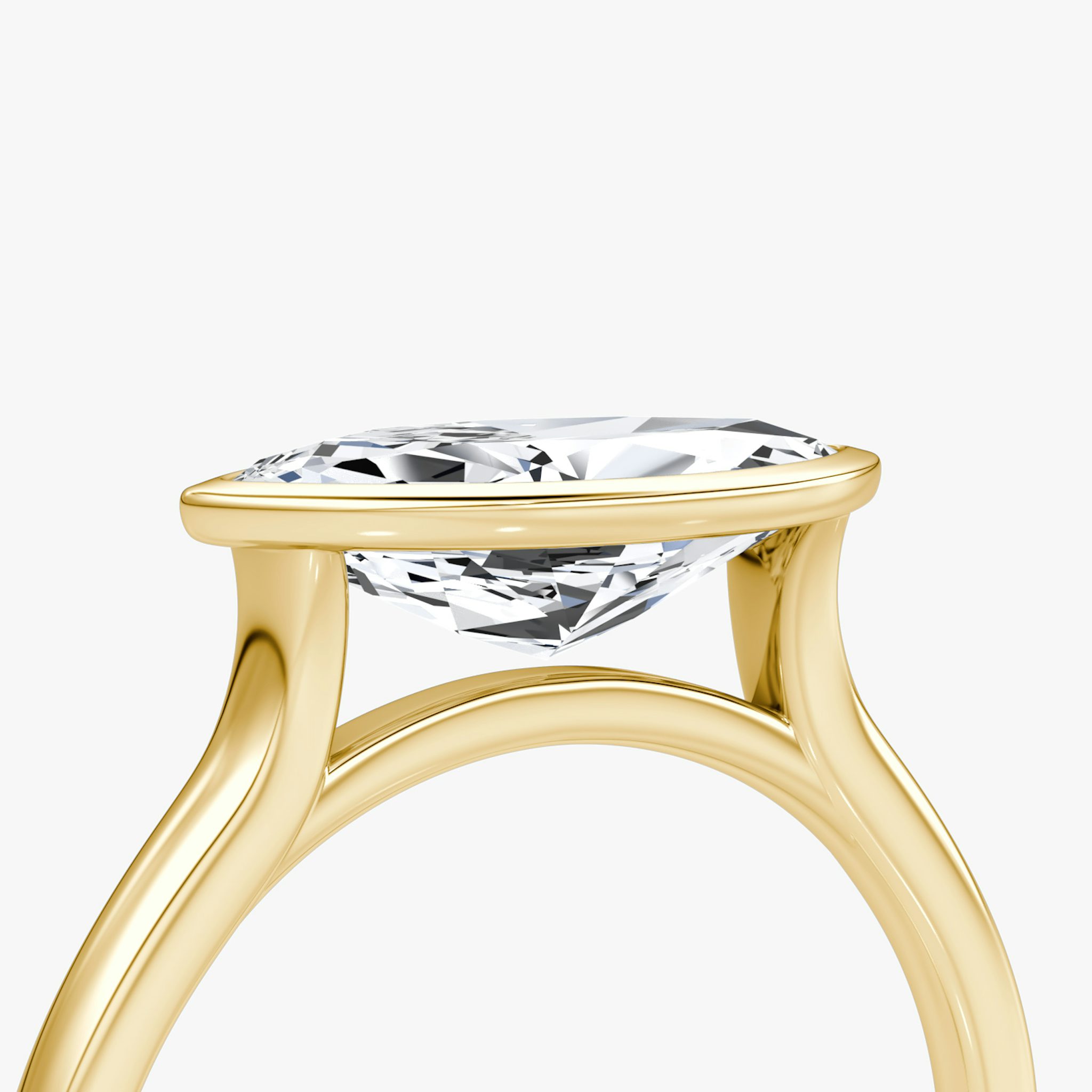 The Flat Edge Bezel | Marquise | 18k | Yellow Gold | bandAccent: Plain | diamondOrientation: horizontal | caratWeight: other