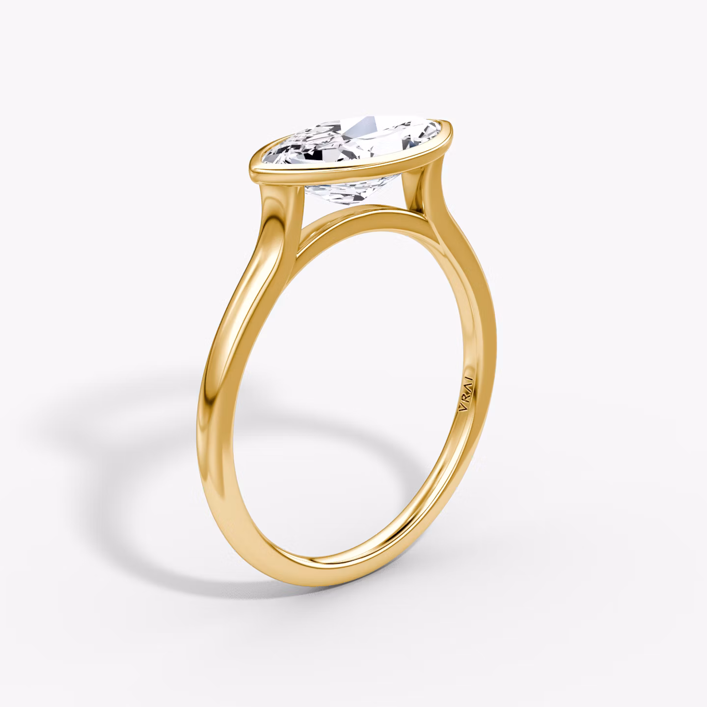 The Flat Edge Bezel | Marquise | 18k | Yellow Gold | bandAccent: Plain | diamondOrientation: horizontal | caratWeight: other