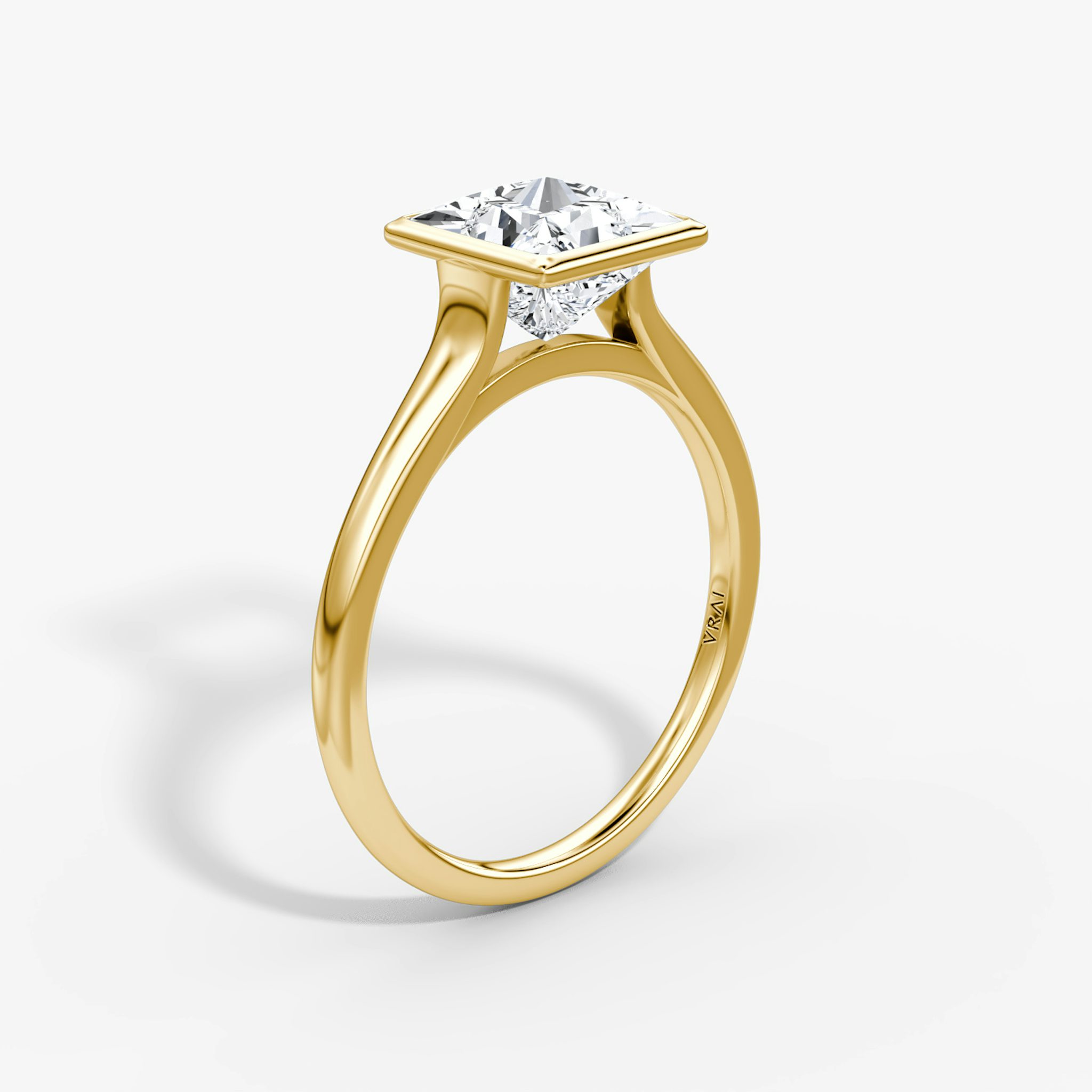 The Flat Edge Bezel | Princess | 18k | Yellow Gold | bandAccent: Plain | diamondOrientation: vertical | caratWeight: other
