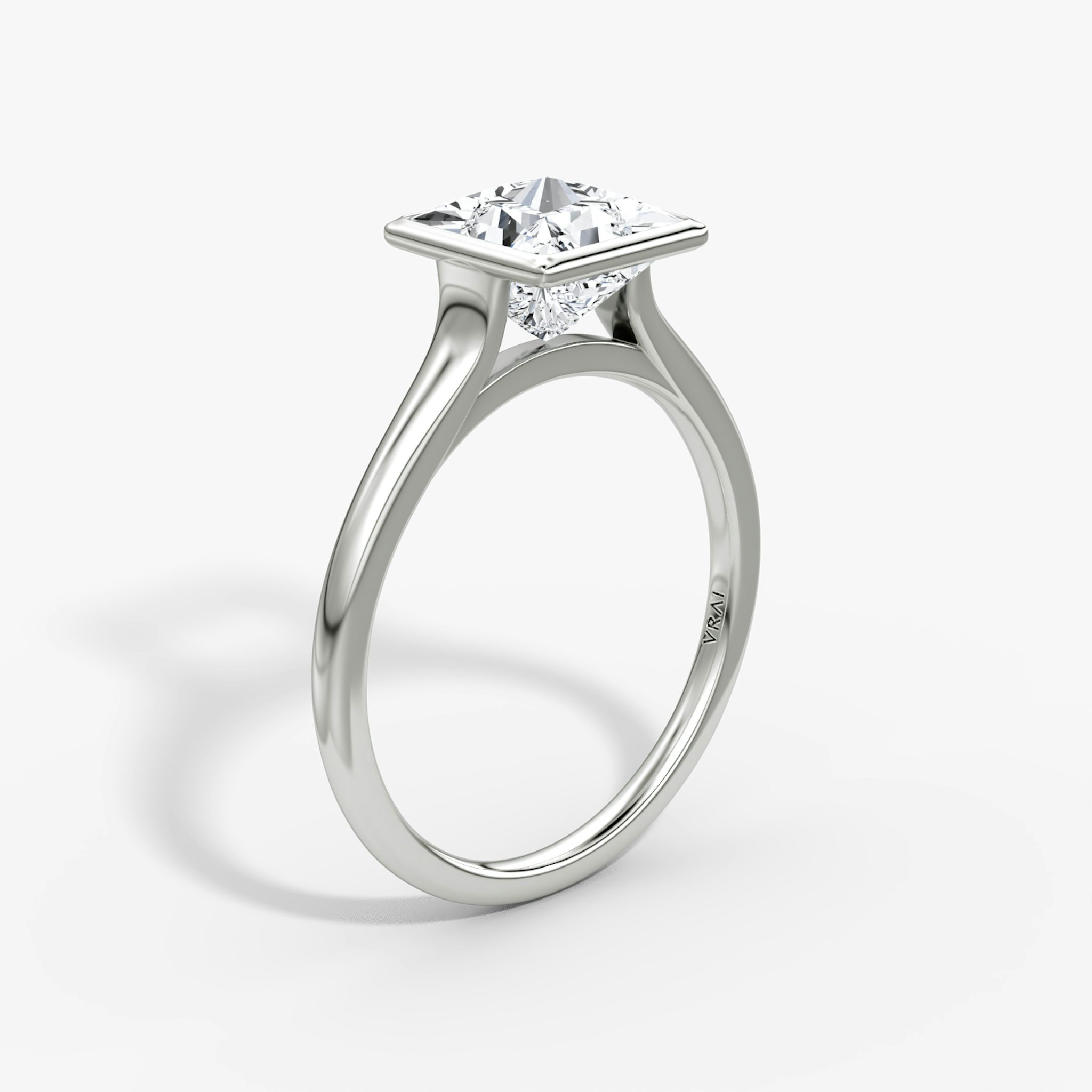 The Flat Edge Bezel | Princess | 18k | White Gold | bandAccent: Plain | diamondOrientation: horizontal | caratWeight: other