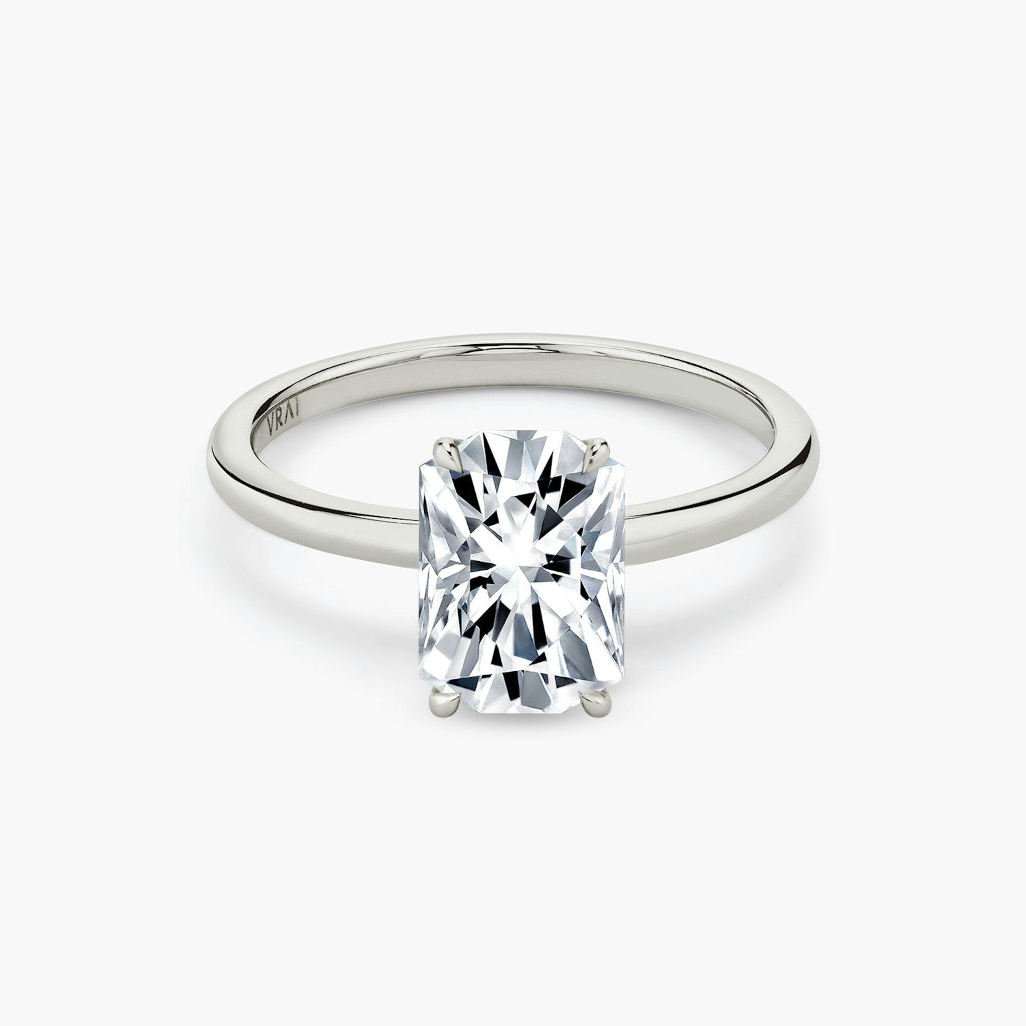 The Signature | Rand | 18k | White Gold | bandAccent: Plain | bandWidth: standard | excludeFromFeed: null | hiddenHalo: no | diamondOrientation: vertical | caratWeight: other