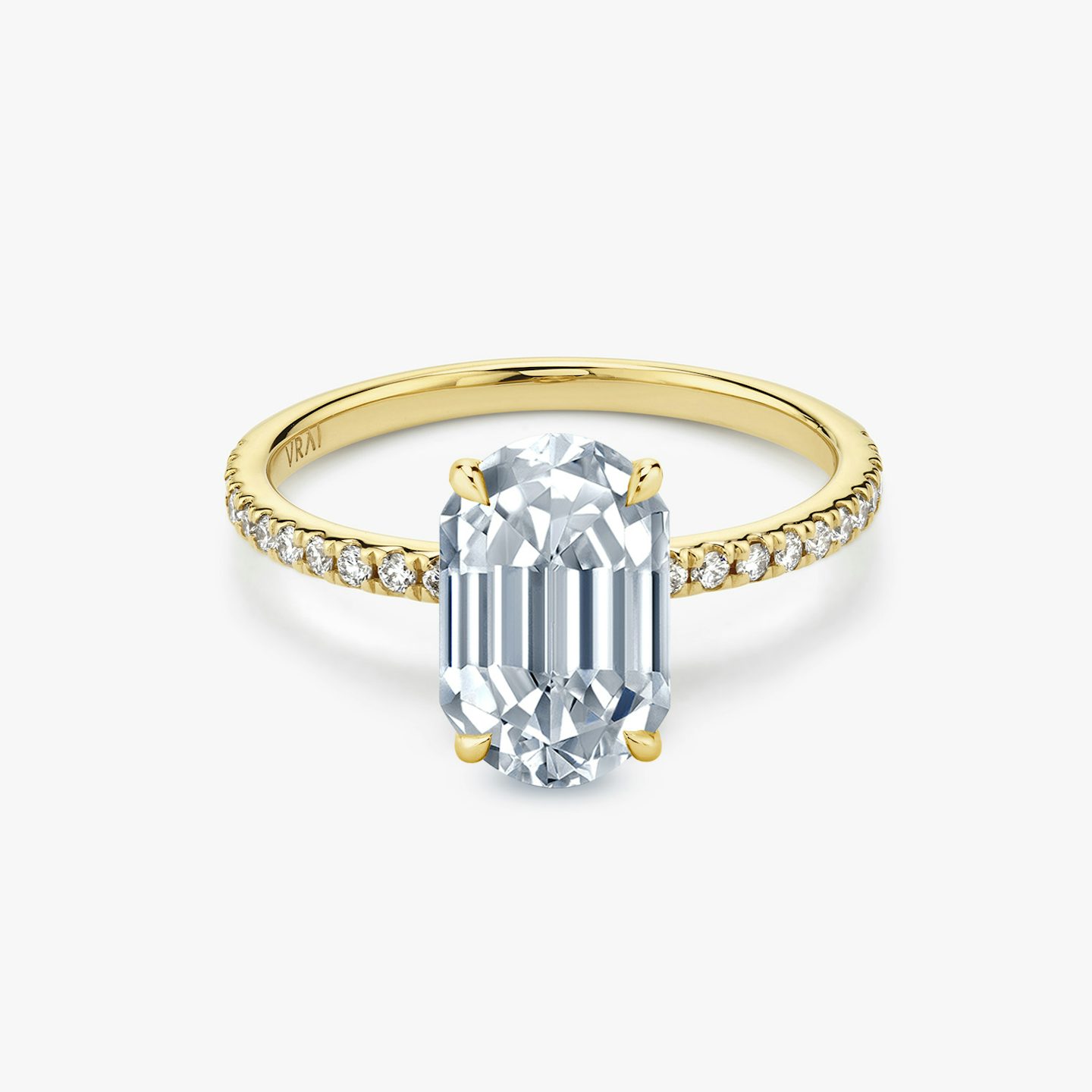 The Signature | Fusion | 18k | Yellow Gold | bandAccent: Pavé | bandWidth: standard | excludeFromFeed: null | hiddenHalo: no | diamondOrientation: vertical | caratWeight: other