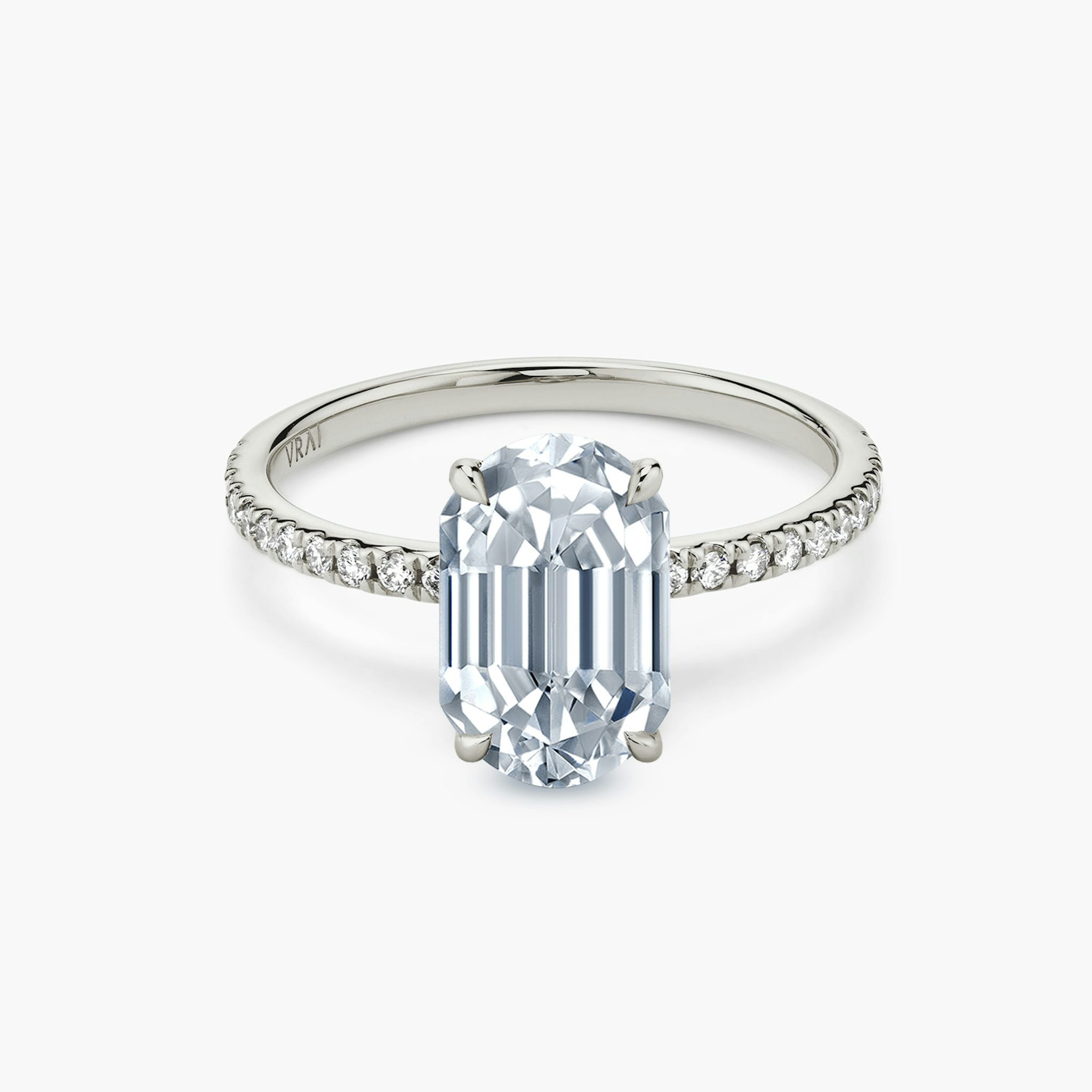 The Signature | Fusion | 18k | White Gold | bandAccent: Pavé | bandWidth: standard | excludeFromFeed: null | hiddenHalo: no | diamondOrientation: vertical | caratWeight: other