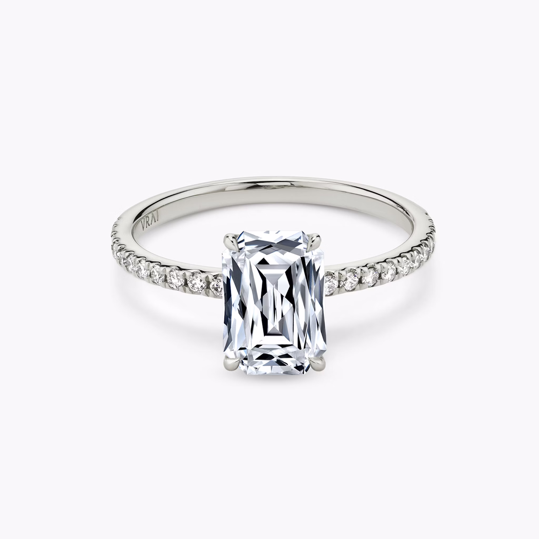 The Signature | Felix | 18k | White Gold | bandAccent: Pavé | bandWidth: standard | excludeFromFeed: null | hiddenHalo: no | diamondOrientation: vertical | caratWeight: other