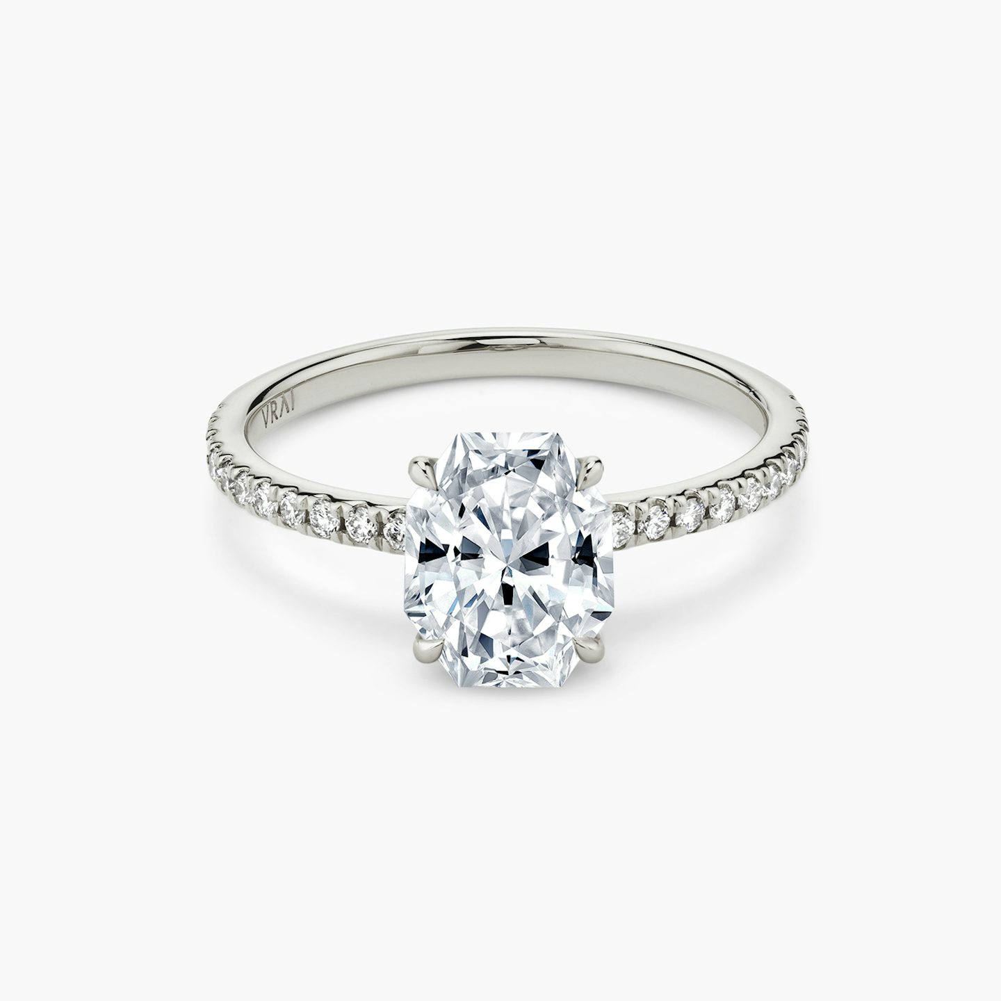 The Signature | Lucky | Platinum | bandAccent: Pavé | bandWidth: standard | excludeFromFeed: null | hiddenHalo: no | diamondOrientation: vertical | caratWeight: other