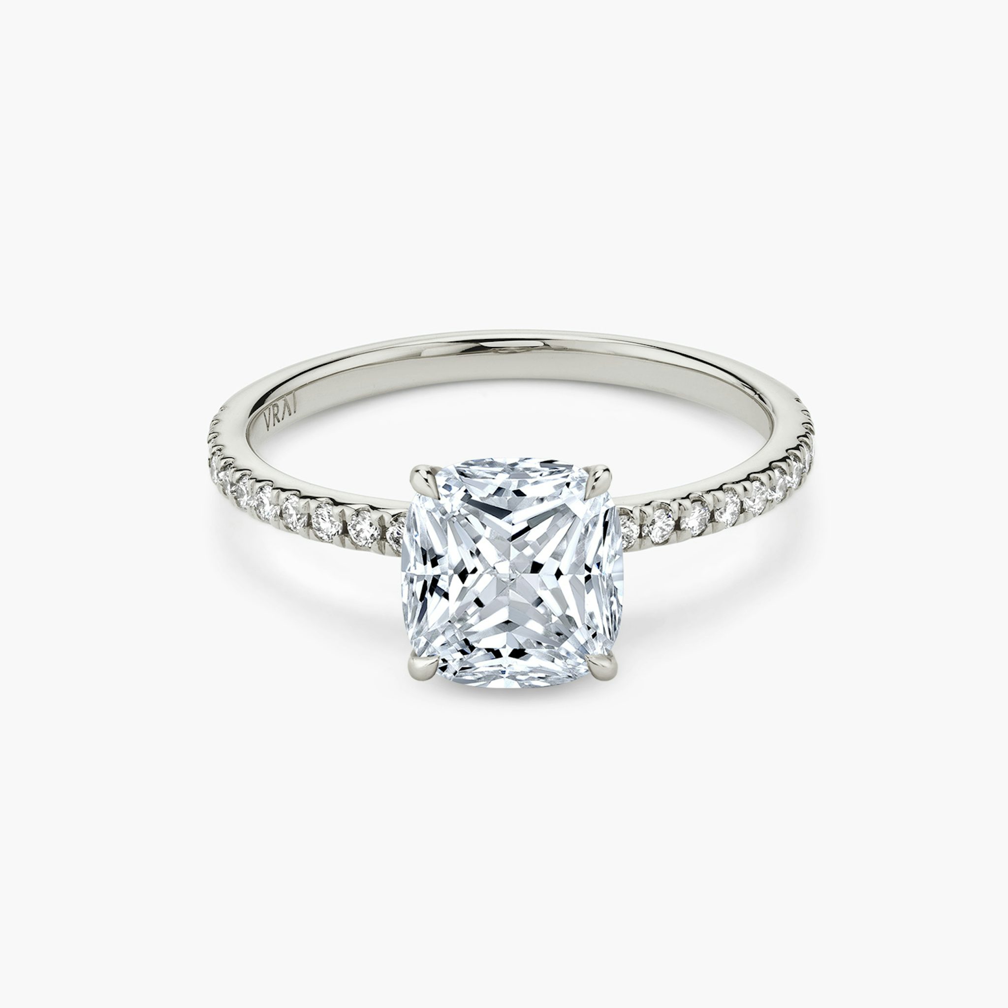 The Signature | Cushion Princess | 18k | White Gold | bandAccent: Pavé | bandWidth: standard | excludeFromFeed: null | hiddenHalo: no | diamondOrientation: vertical | caratWeight: other