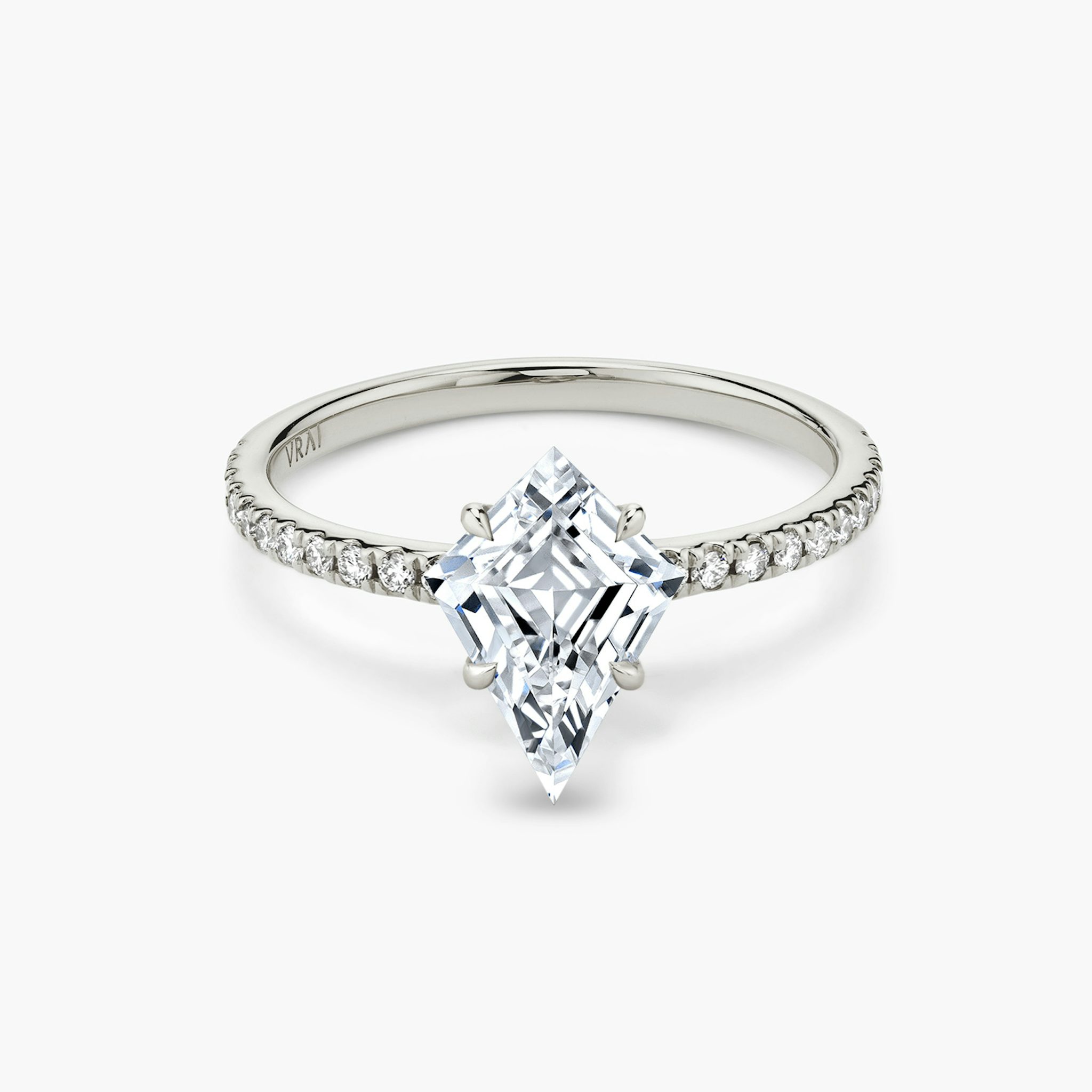 The Signature | Kite | Platinum | bandAccent: Pavé | bandWidth: standard | excludeFromFeed: null | hiddenHalo: no | diamondOrientation: vertical | caratWeight: other