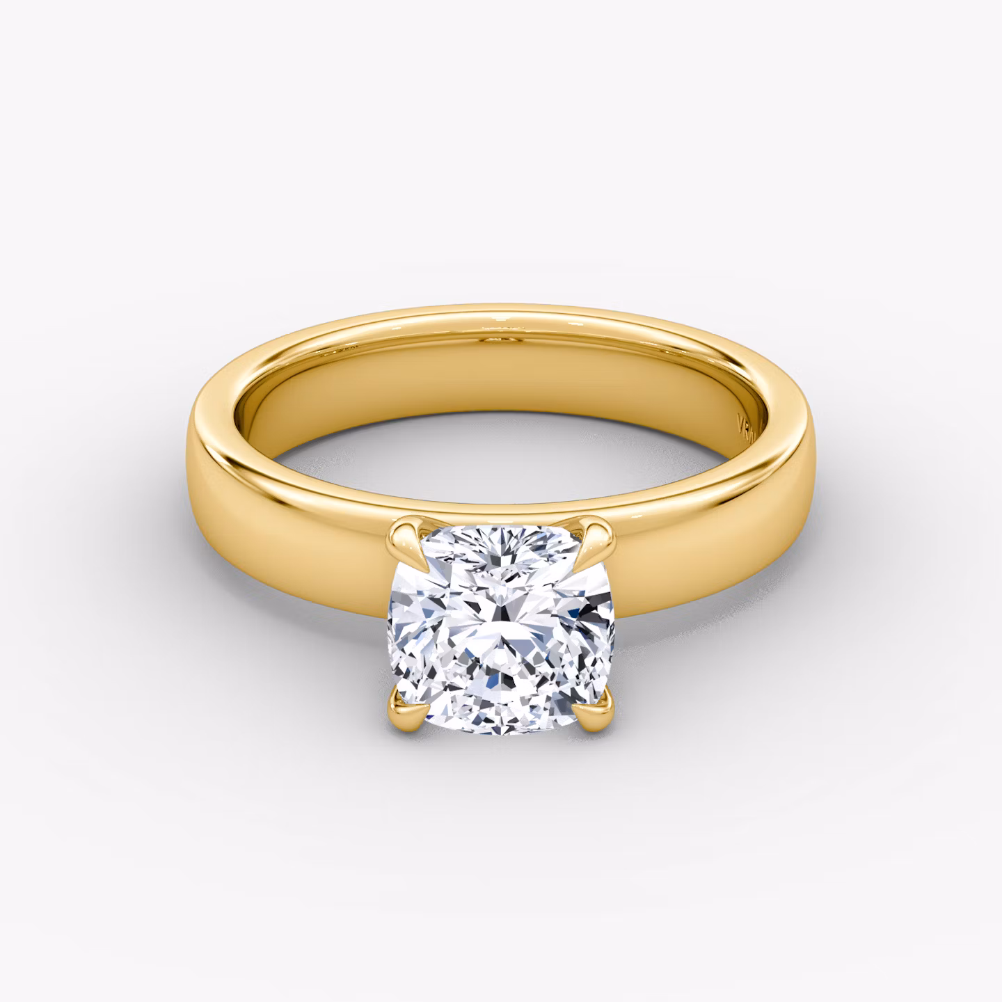 Cigar Band Solitaire Cushion | Yellow Gold