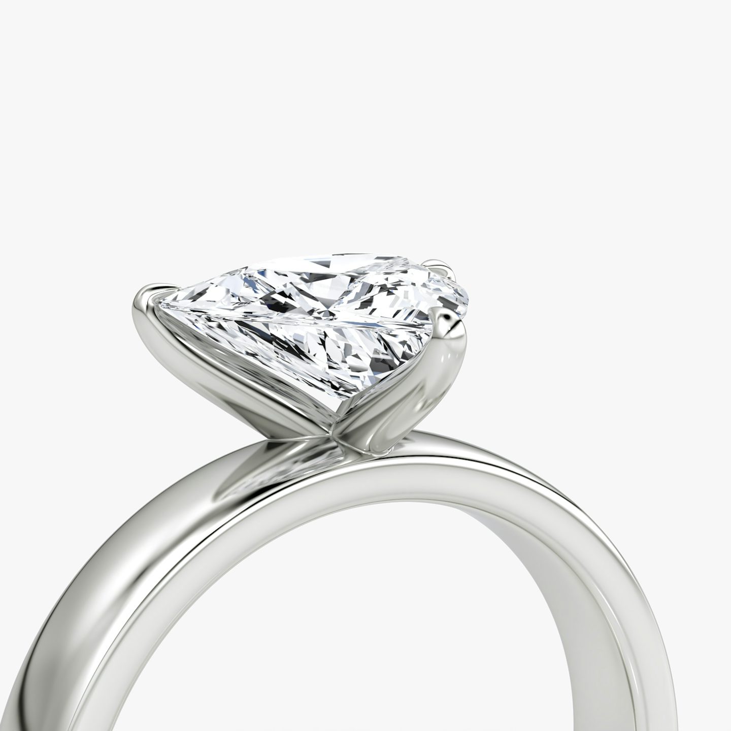 Cigar Band Solitaire | Trillion | 18k | White Gold | bandWidth: 4mm | diamondOrientation: vertical | caratWeight: other