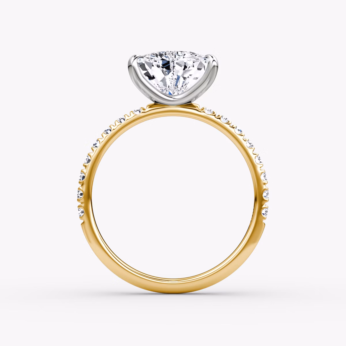 Anillo de compromiso Classic | Trillón | 18k | Oro amarillo y platino | bandAccent: Pavé | bandWidth: large | diamondOrientation: vertical | caratWeight: other