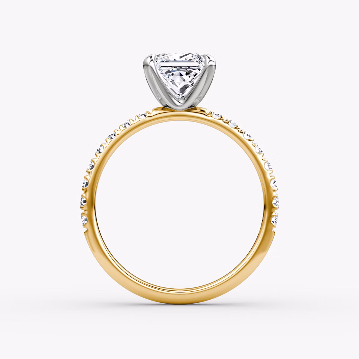 Anillo de compromiso Classic | Princesa | 18k | Oro amarillo y platino | bandAccent: Pavé | bandWidth: large | diamondOrientation: vertical | caratWeight: other