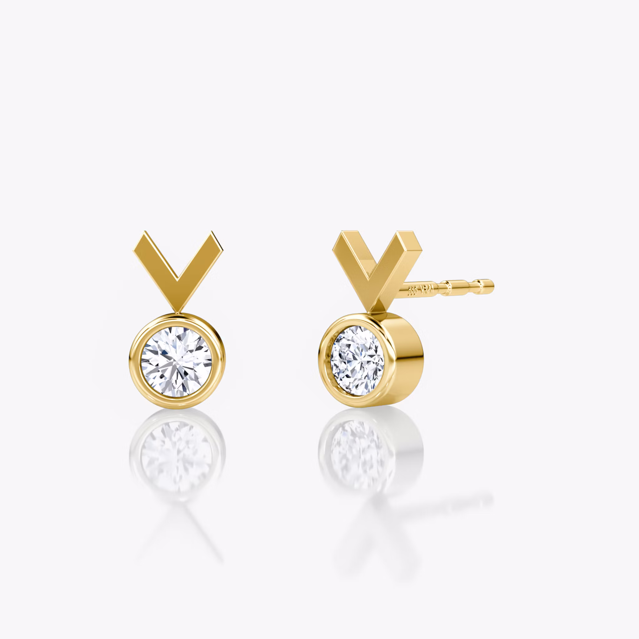 Arrow Stud Round Brilliant | Yellow Gold