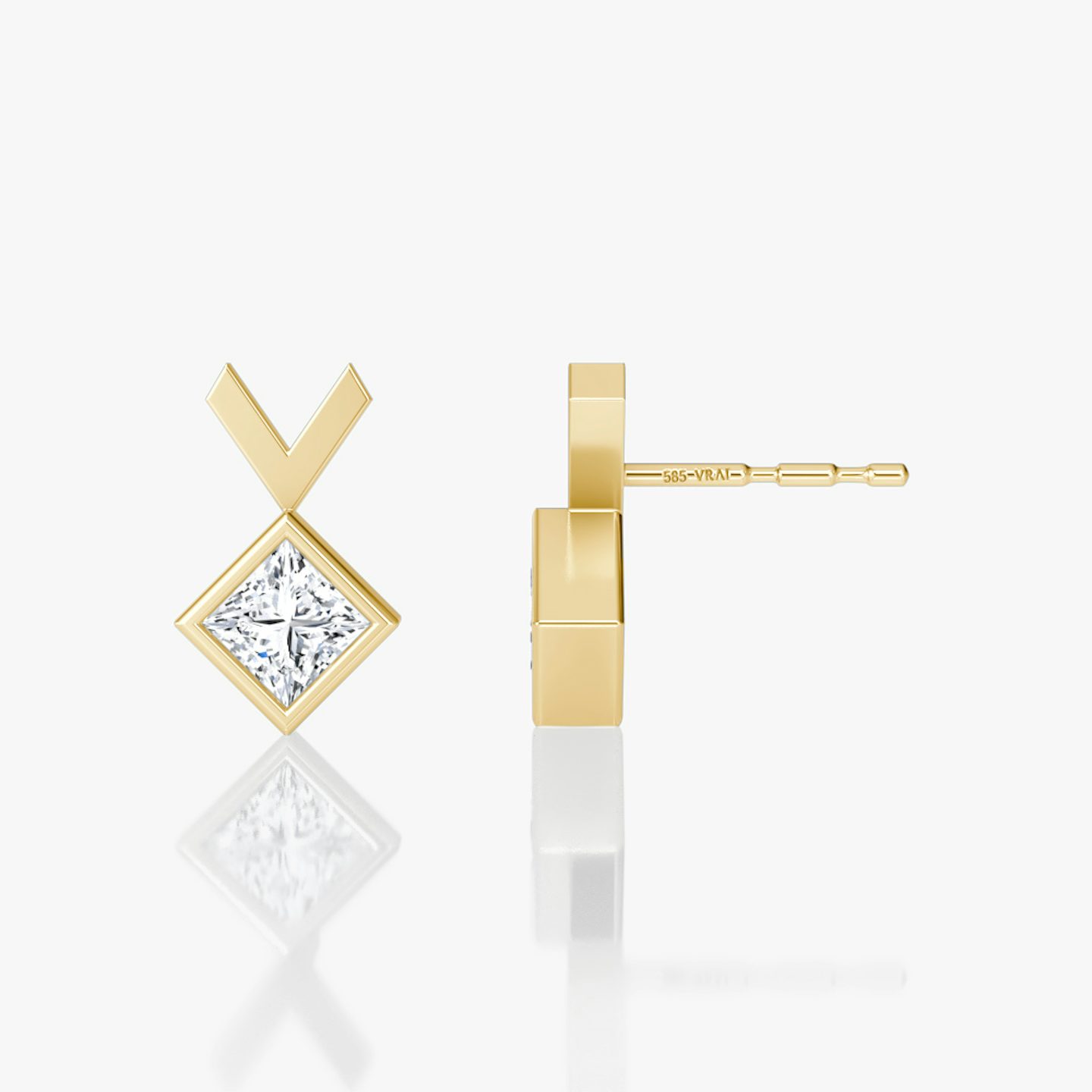 Arrow Stud | Princess | 14k | Yellow Gold | caratWeight: 0.25ct